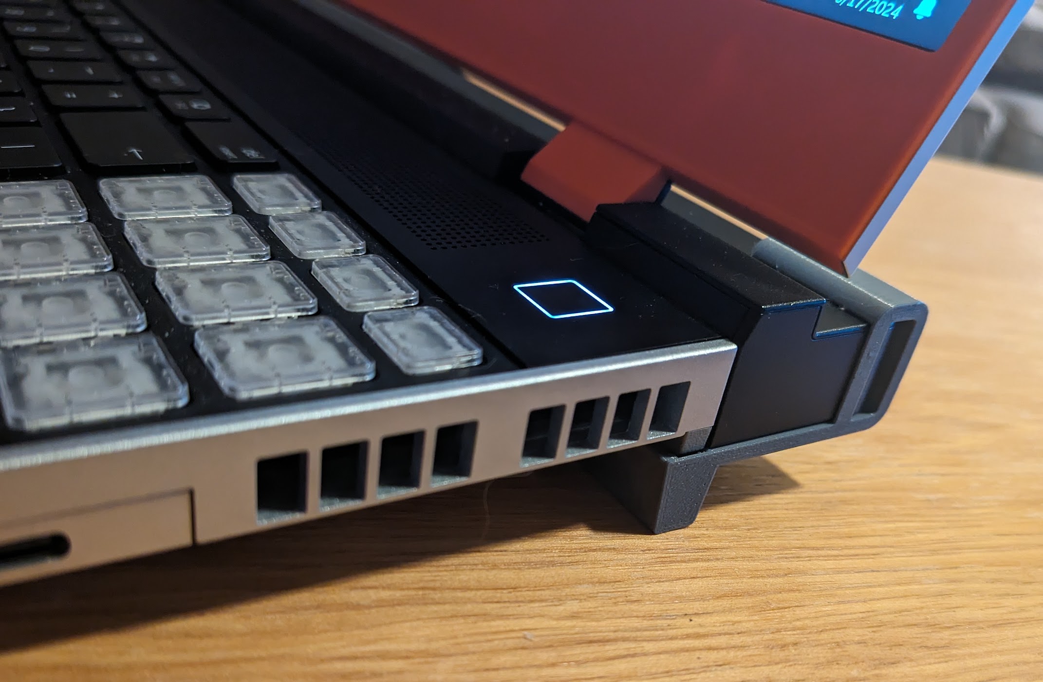 Framework Feet Portable Laptop Feet For The Framework 16 dGPU By framework-feet-portable-laptop-feet-for-the-framework-16-dgpu-by