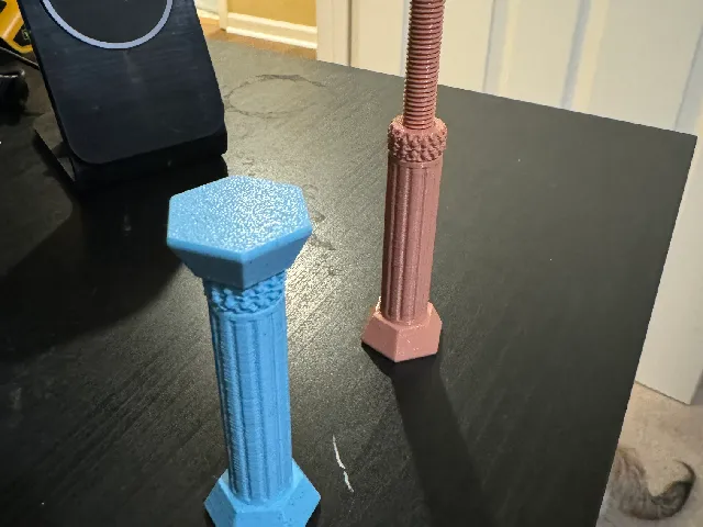 Adjustable GPU Support Column