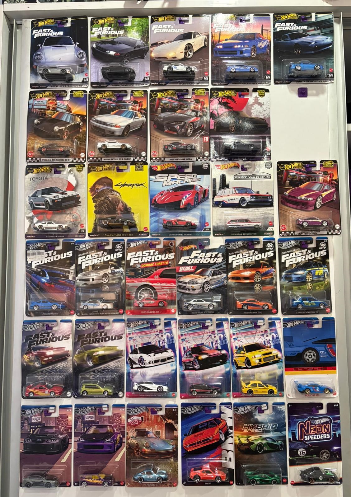 Hot Wheels / Matchbox Hanger
