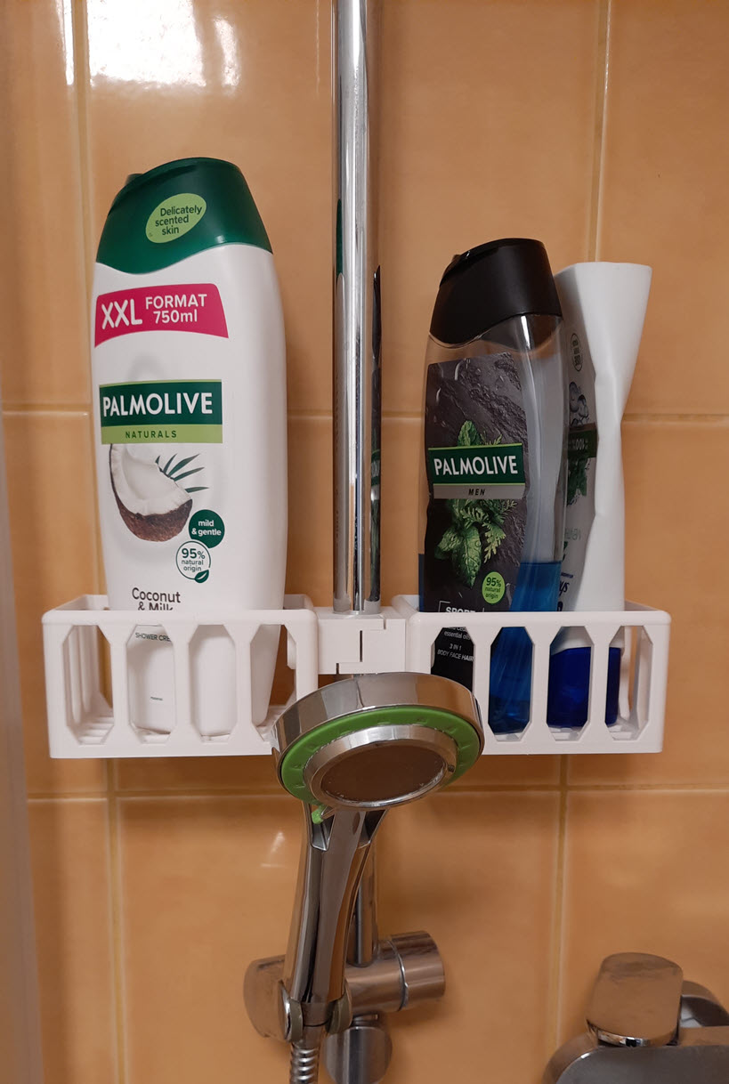 Miniatura 2 do modelo 3D Bathroom shelf