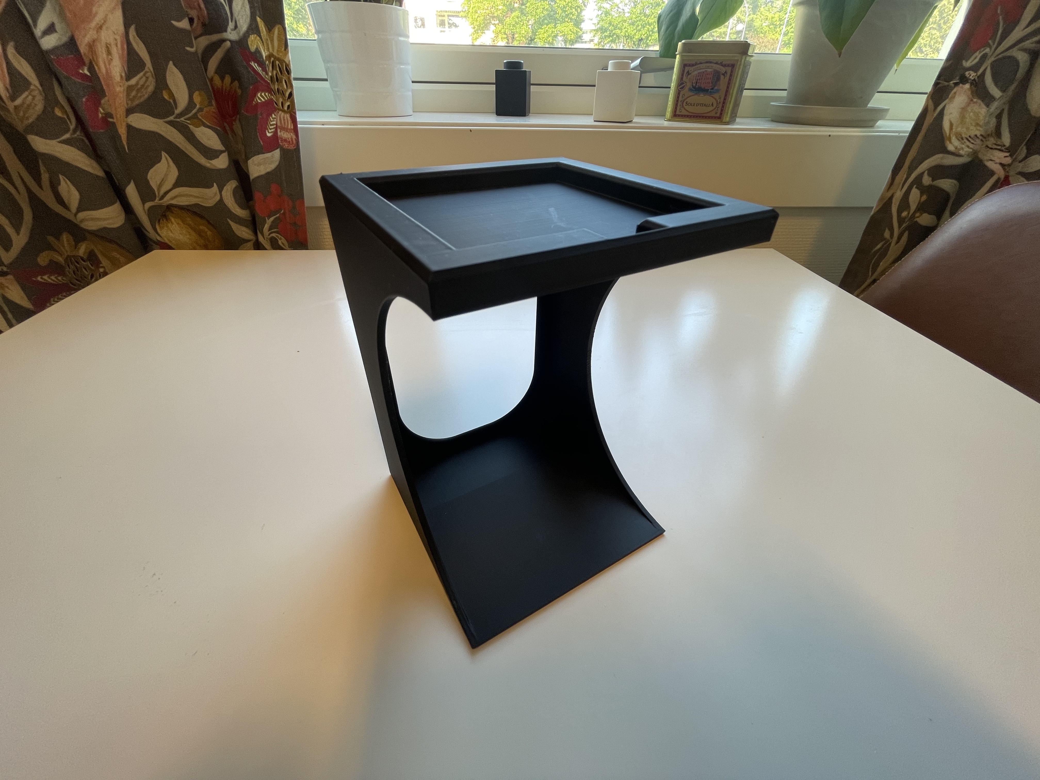 LEGO Bust Riser