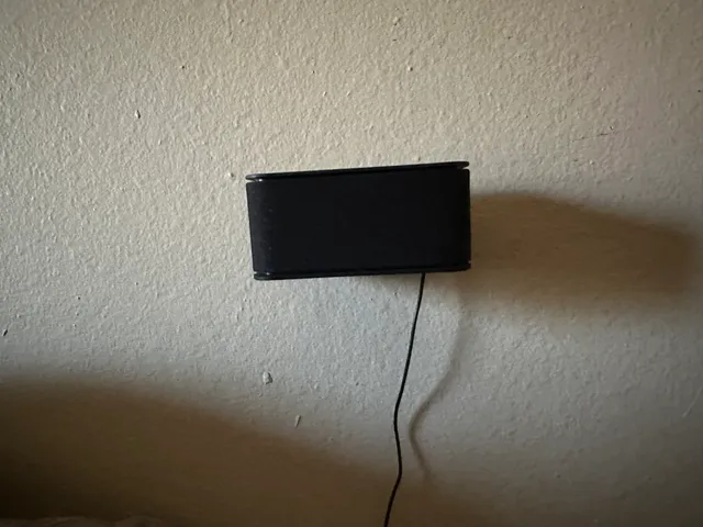 Vizio Rear speaker mount