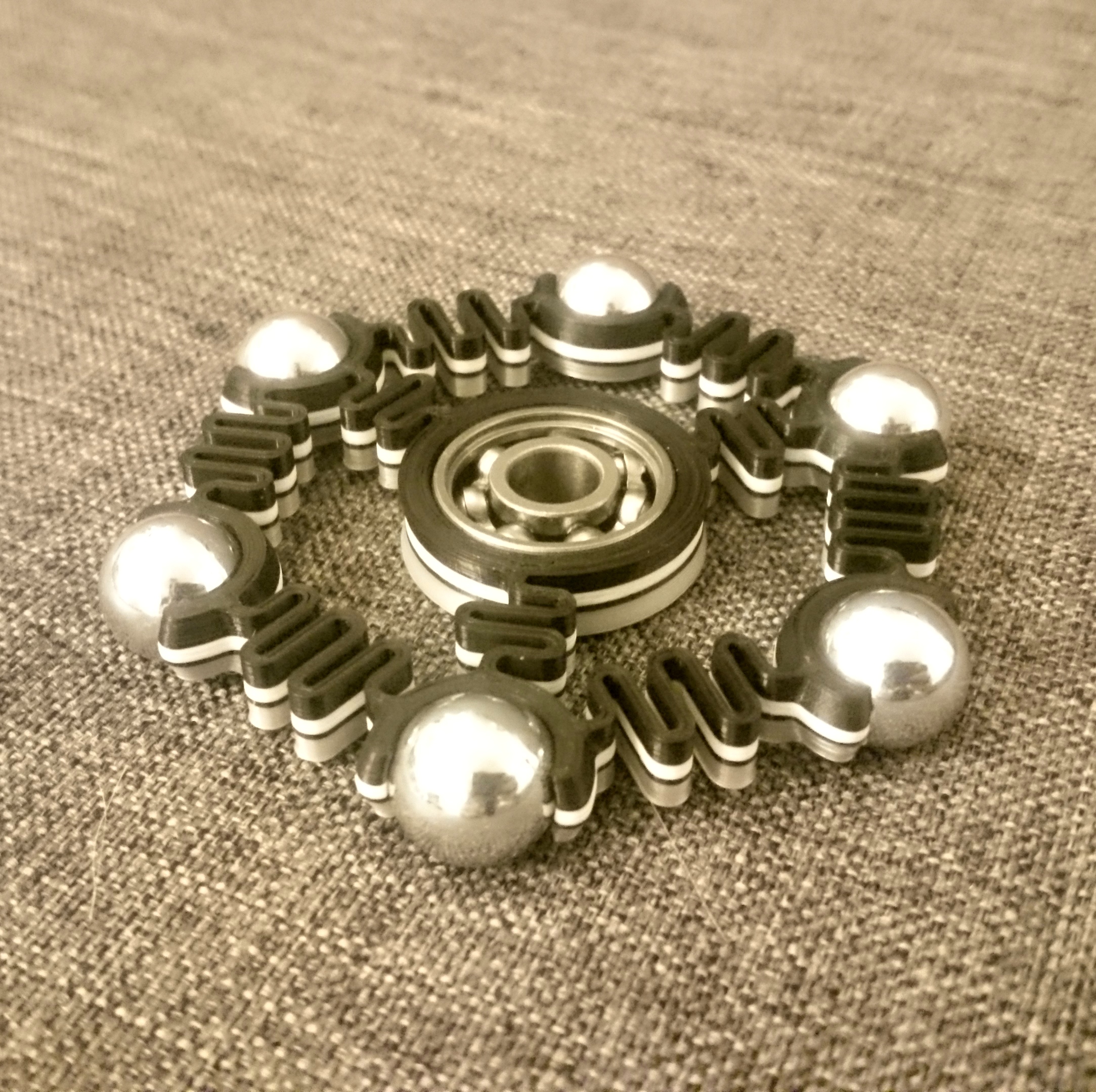 Miniatura 2 do modelo 3D Flexi Fidget Hand Spinner