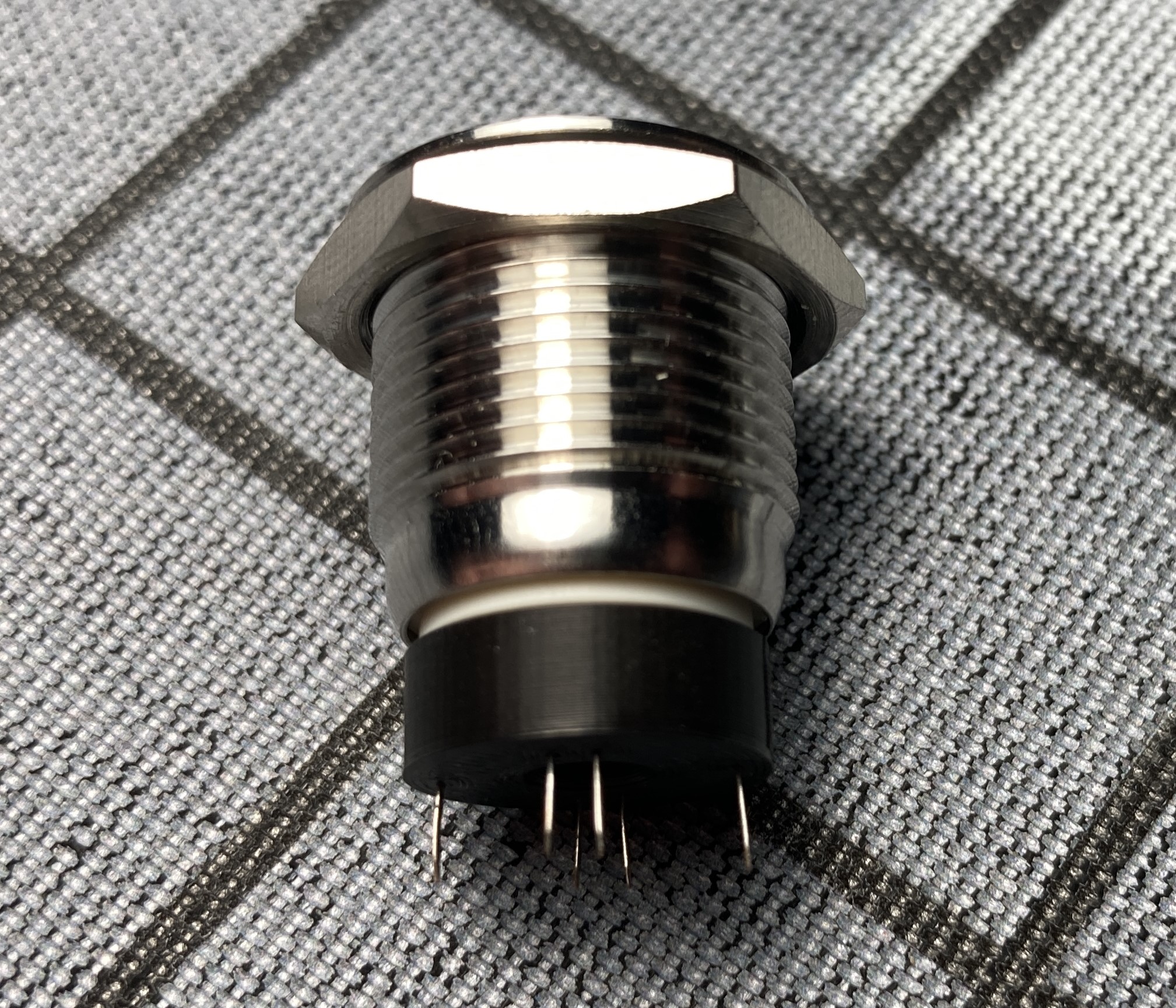 Miniatura 4 do modelo 3D Socket for Adafruit RGB pushbutton