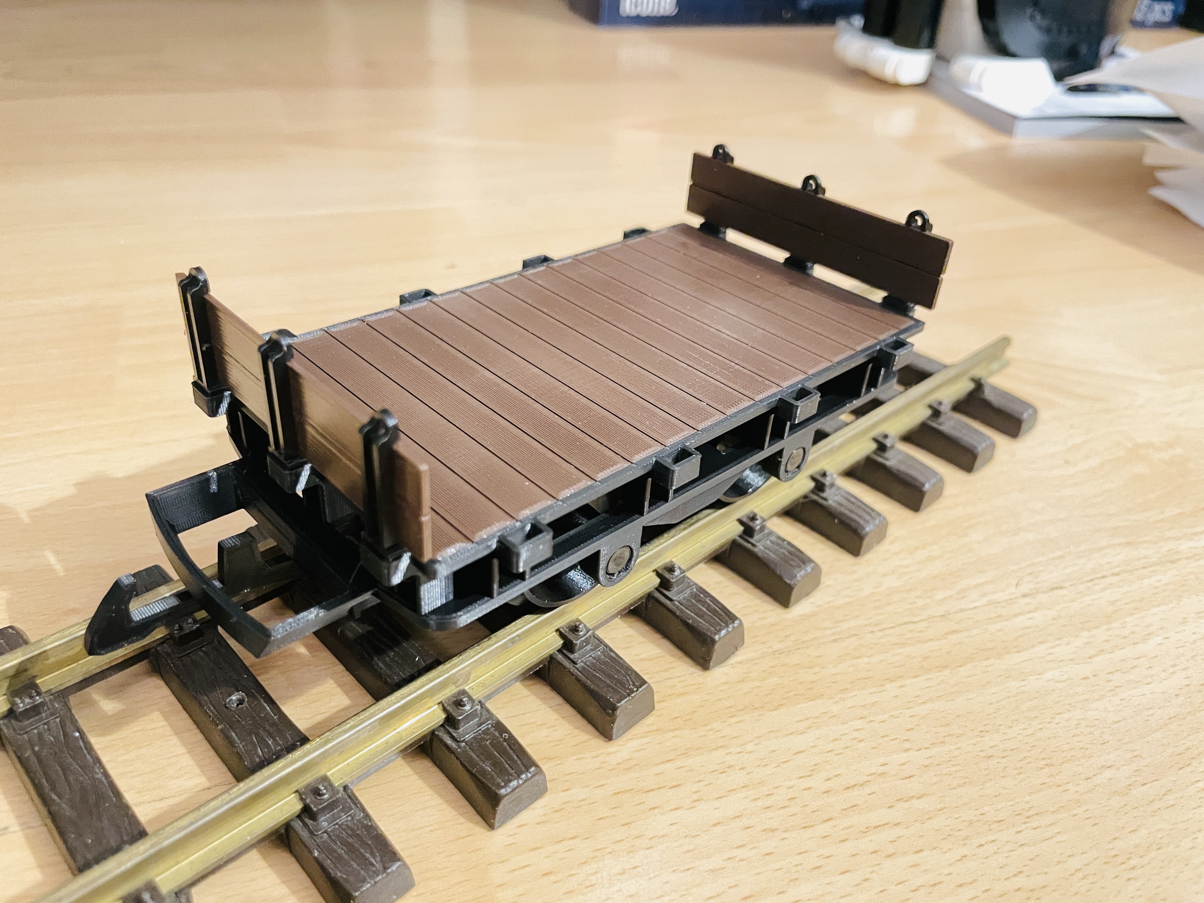 G-Scale Flatbed Car — miniatura 4