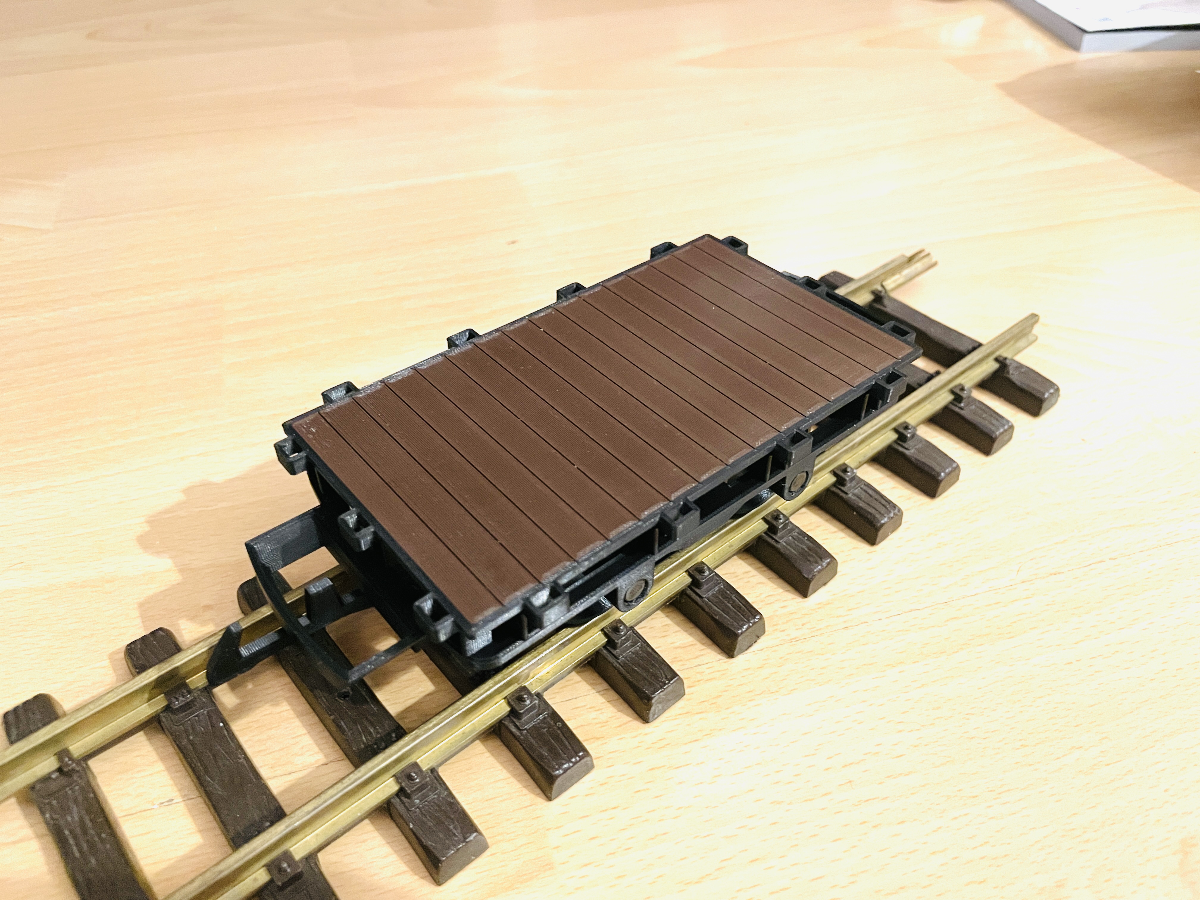 G-Scale Flatbed Car — miniatura 2