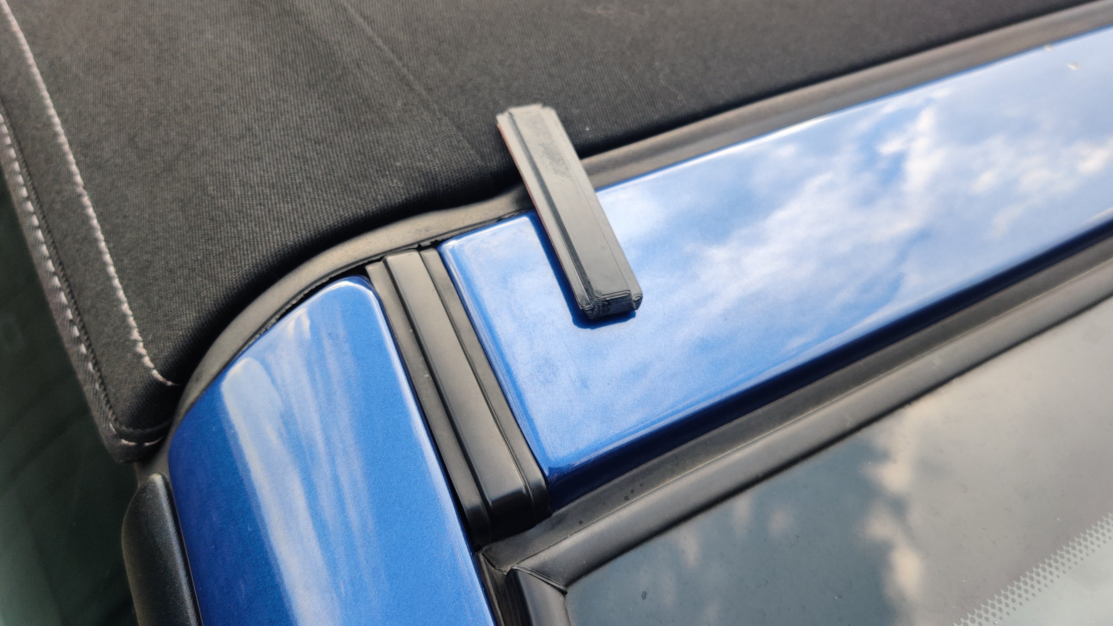 5th Gen Mustang convertible top moulding