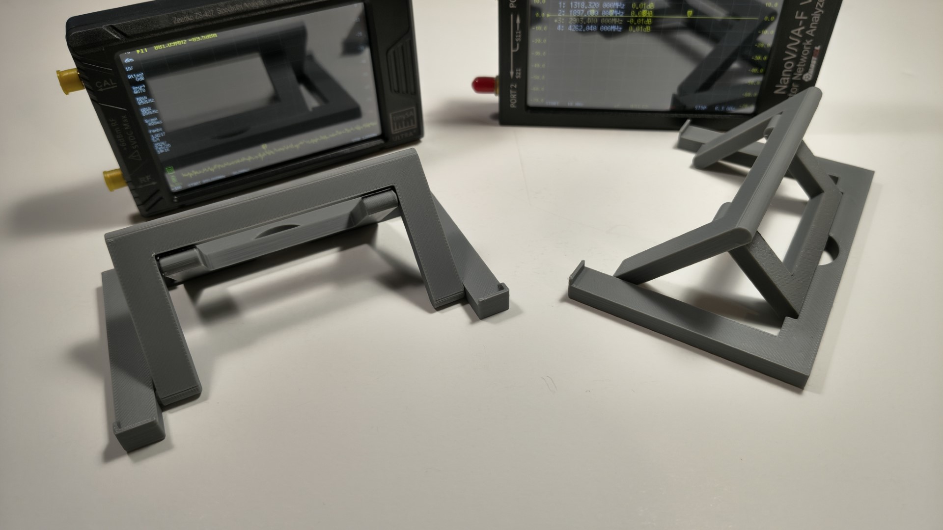 TinySA Ultra and NanoVNA-F unfoldable stand