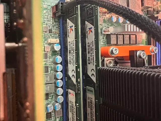 Narrow ilm lga2011 adapter