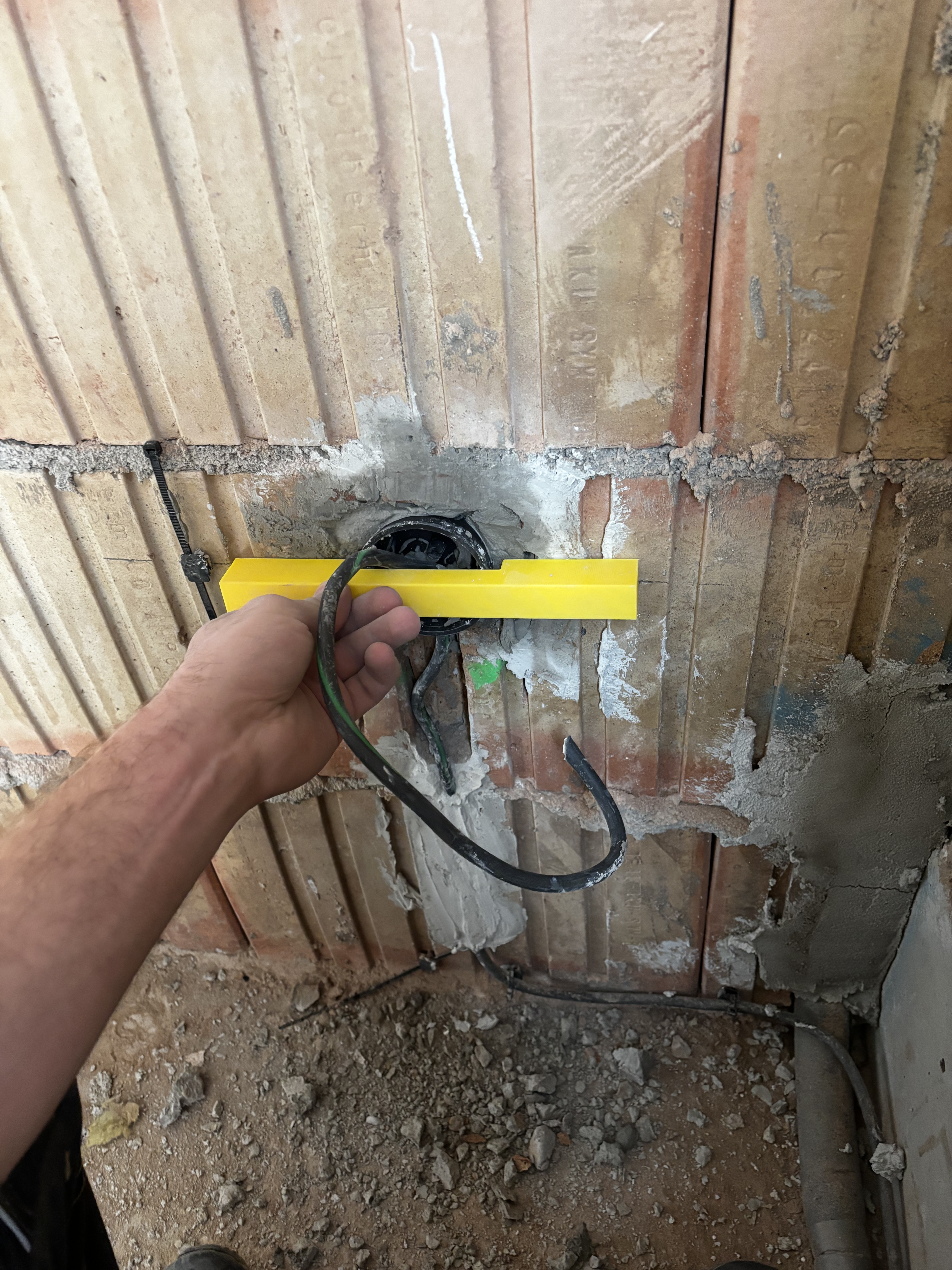 spacer for plastering boxes