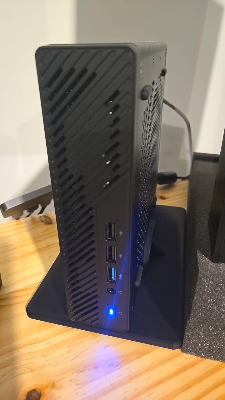 Minisforum MS-01 Vertical Stand