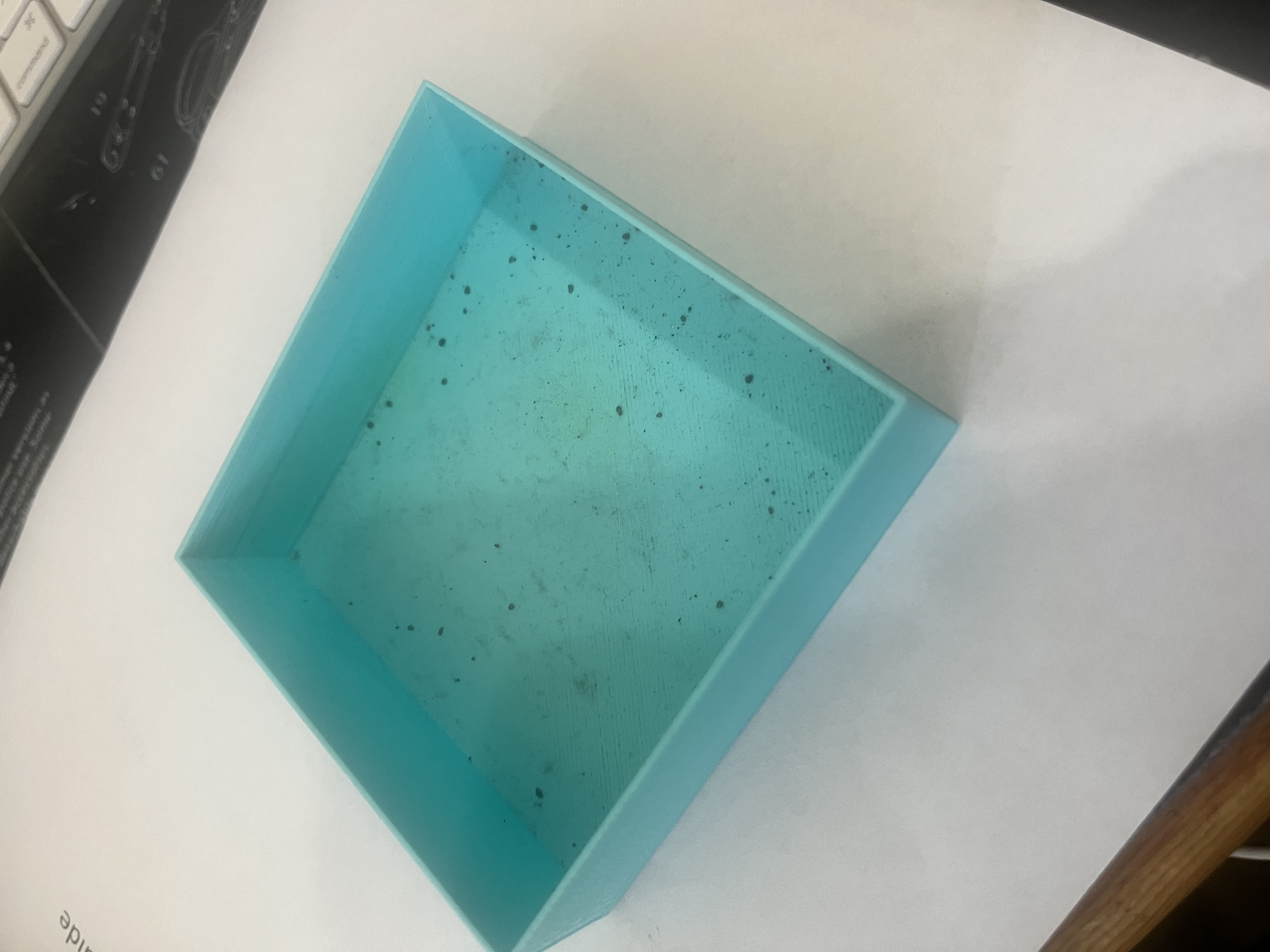 Spare change tray