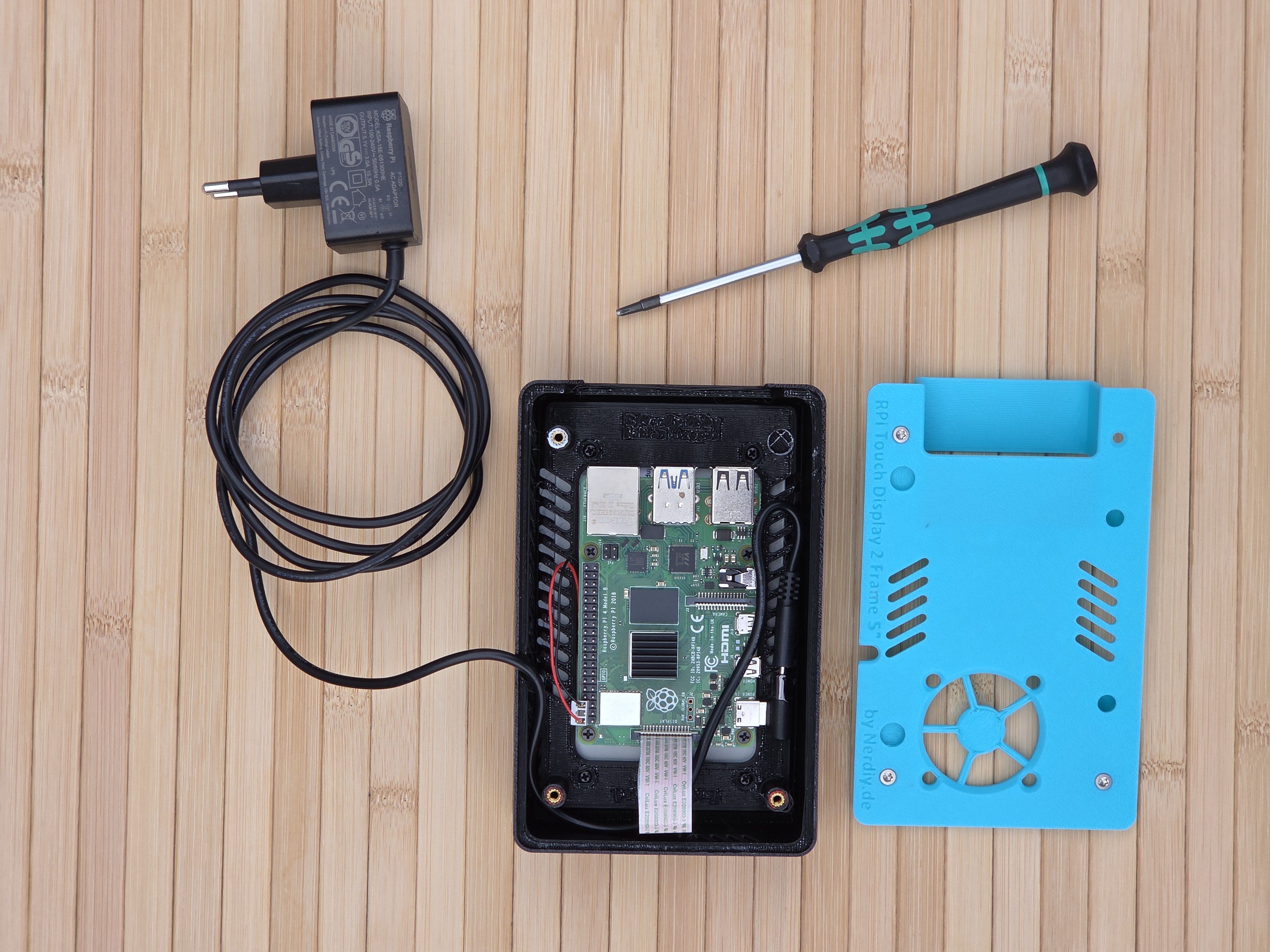 Raspberry Pi 5" Touch Display 2 Frame for RaspberryPi 4 - Horizontal - incl. Cutout - by Nerdiy.de — miniatura 2