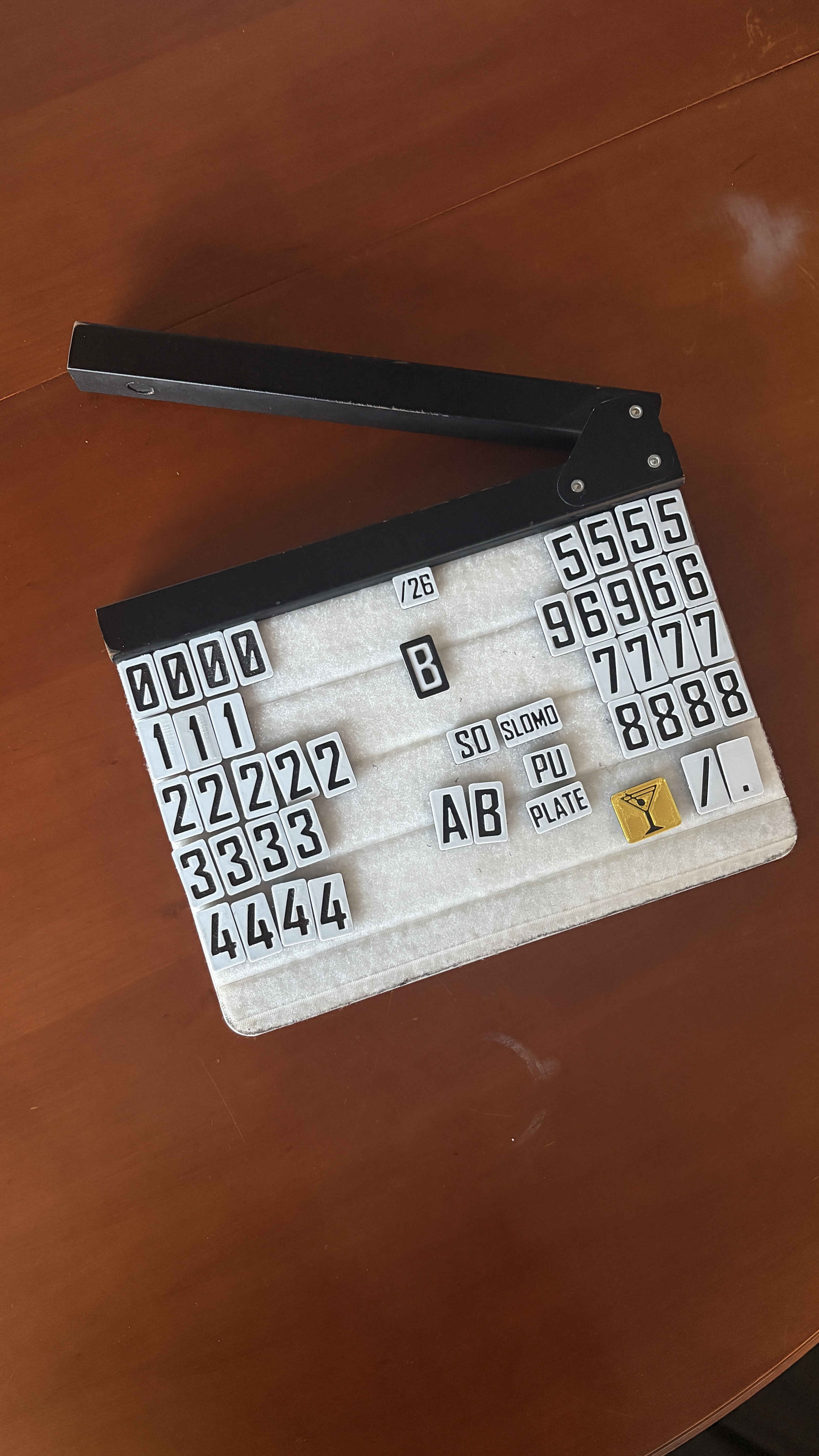 Miniatura 2 do modelo 3D Clapperboard Tags
