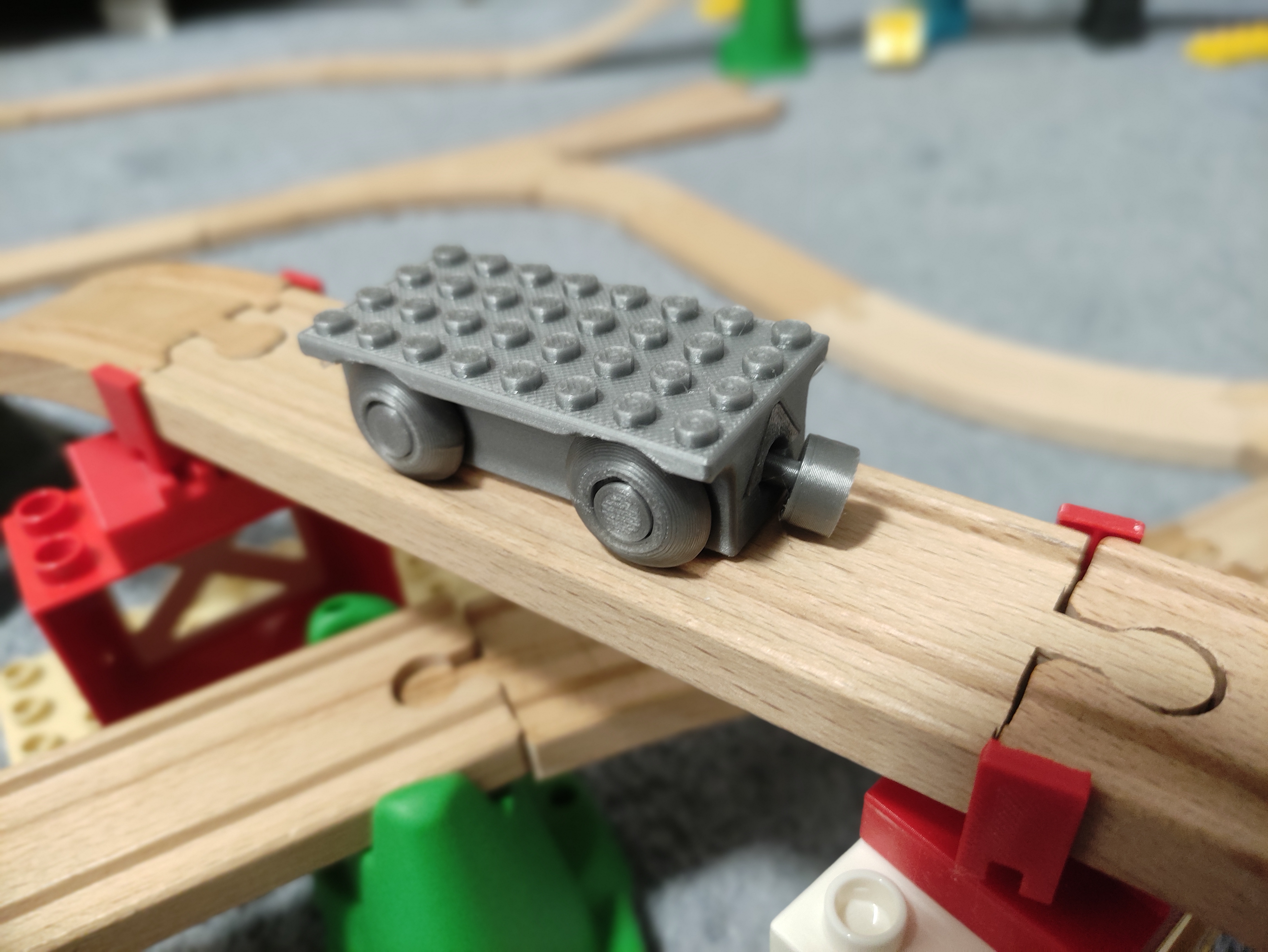 Brio wagon adapter with classic brick pins
