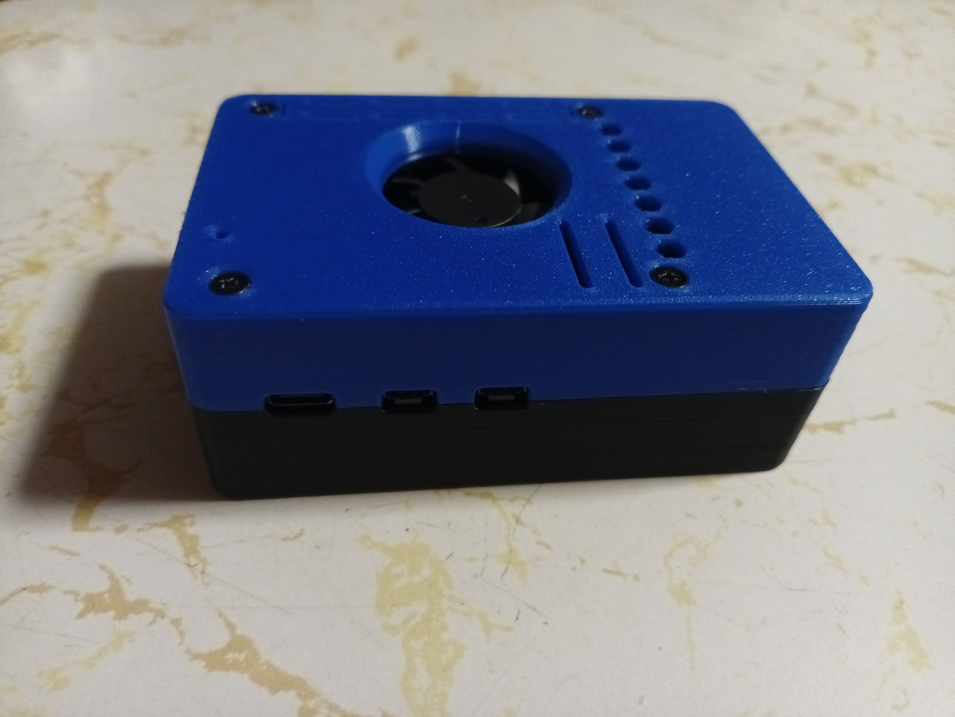 Raspberry Pi5 case for use w/NVME board, clock battery and All-in-One ...