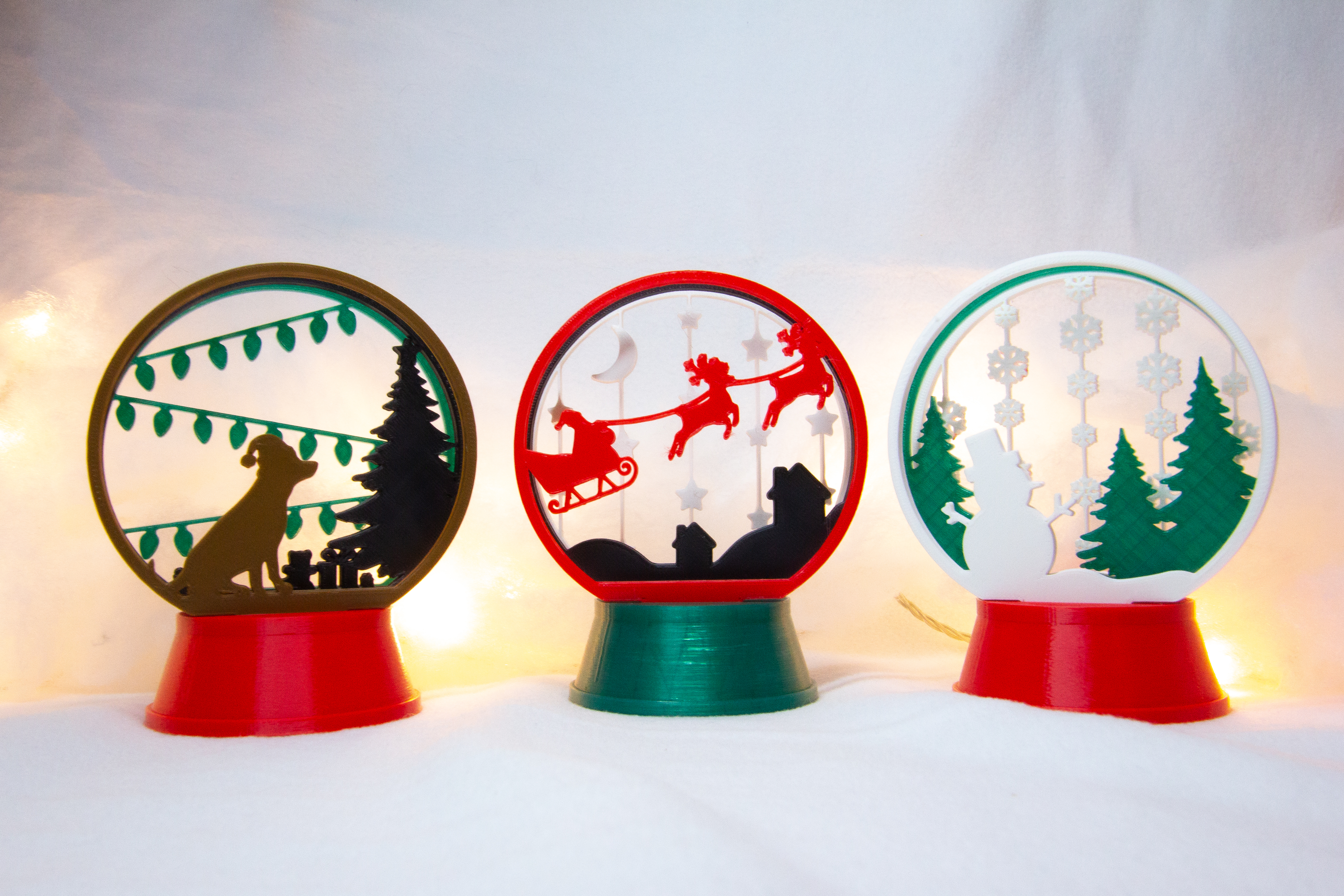 Miniatura 2 do modelo 3D Customizable Snow Globe