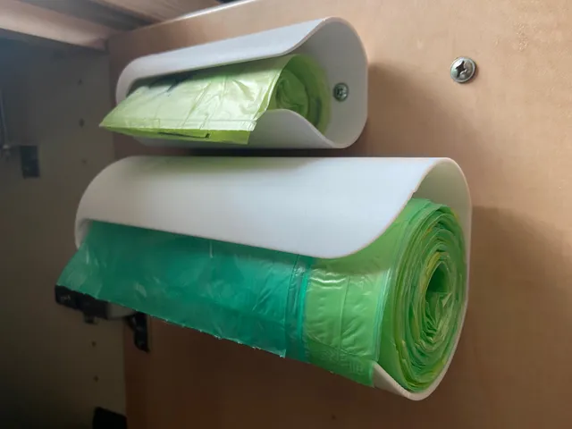 Trashbag holder (vase mode)