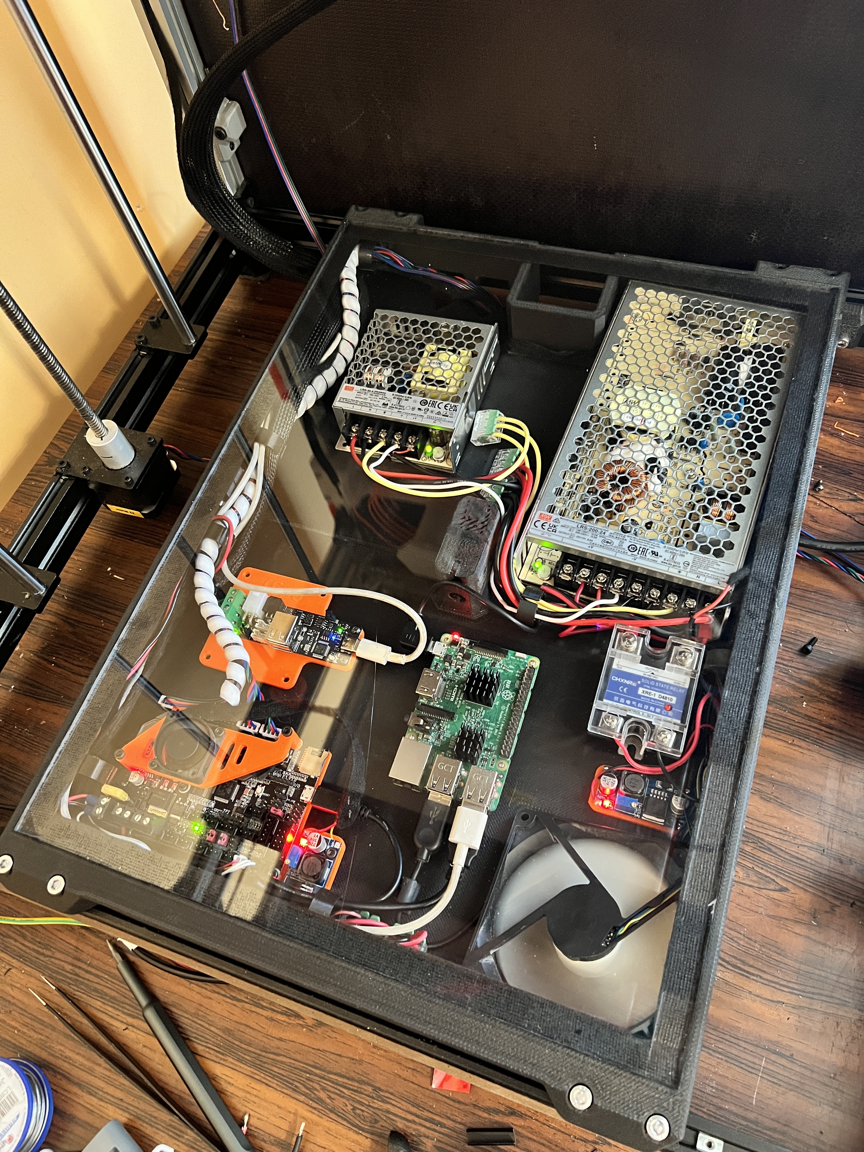 Electronics compartment for Flying Bear Reborn 2 (or any other if you change some parameters)