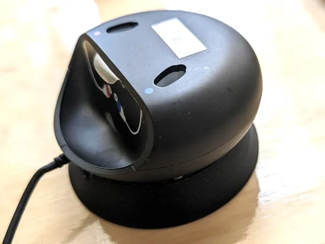 Oticon Charger wire wrap