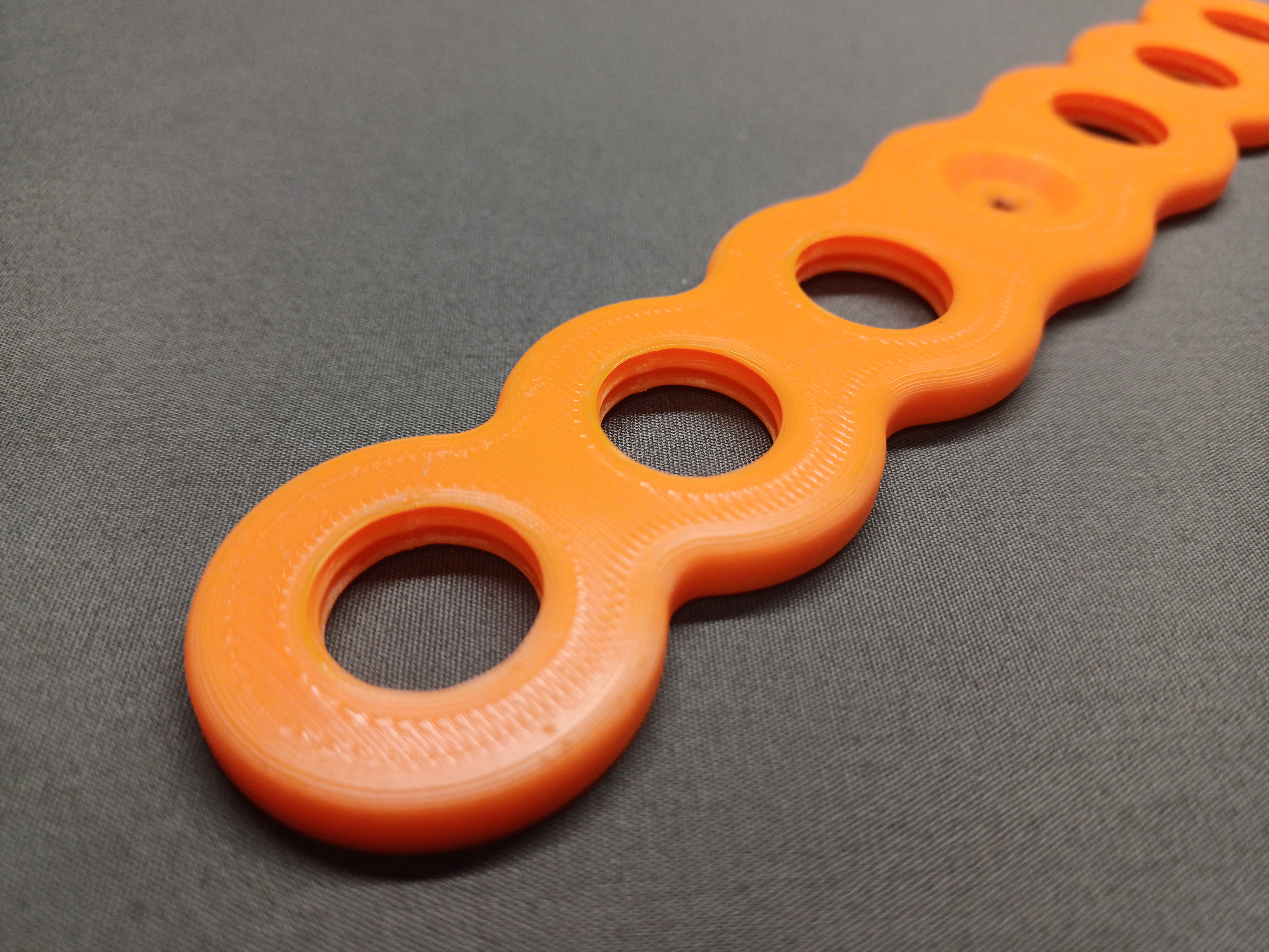 Miniatura 2 do modelo 3D Adjustable Centre Finder