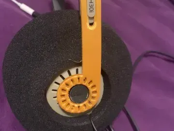 Koss Kph30i ear clip