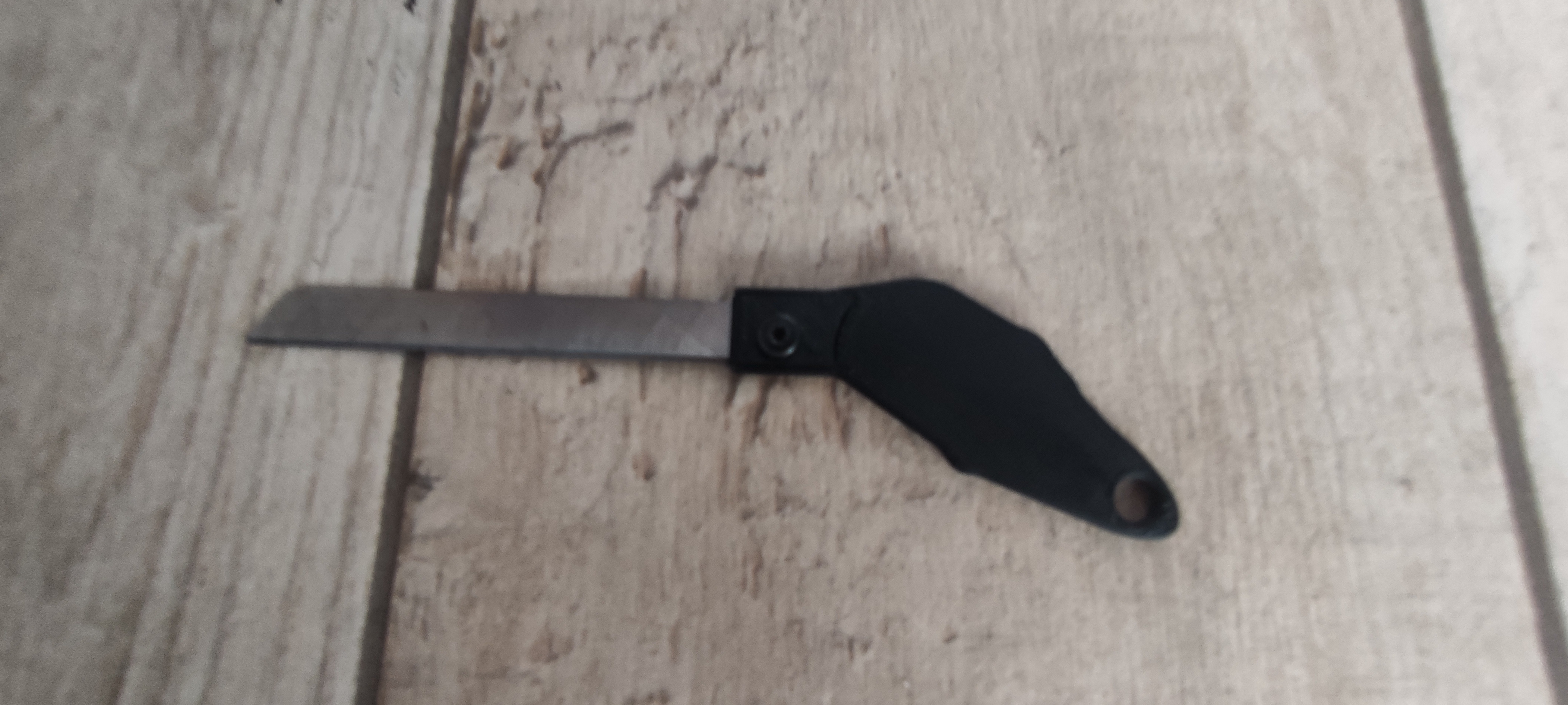 Mini knife