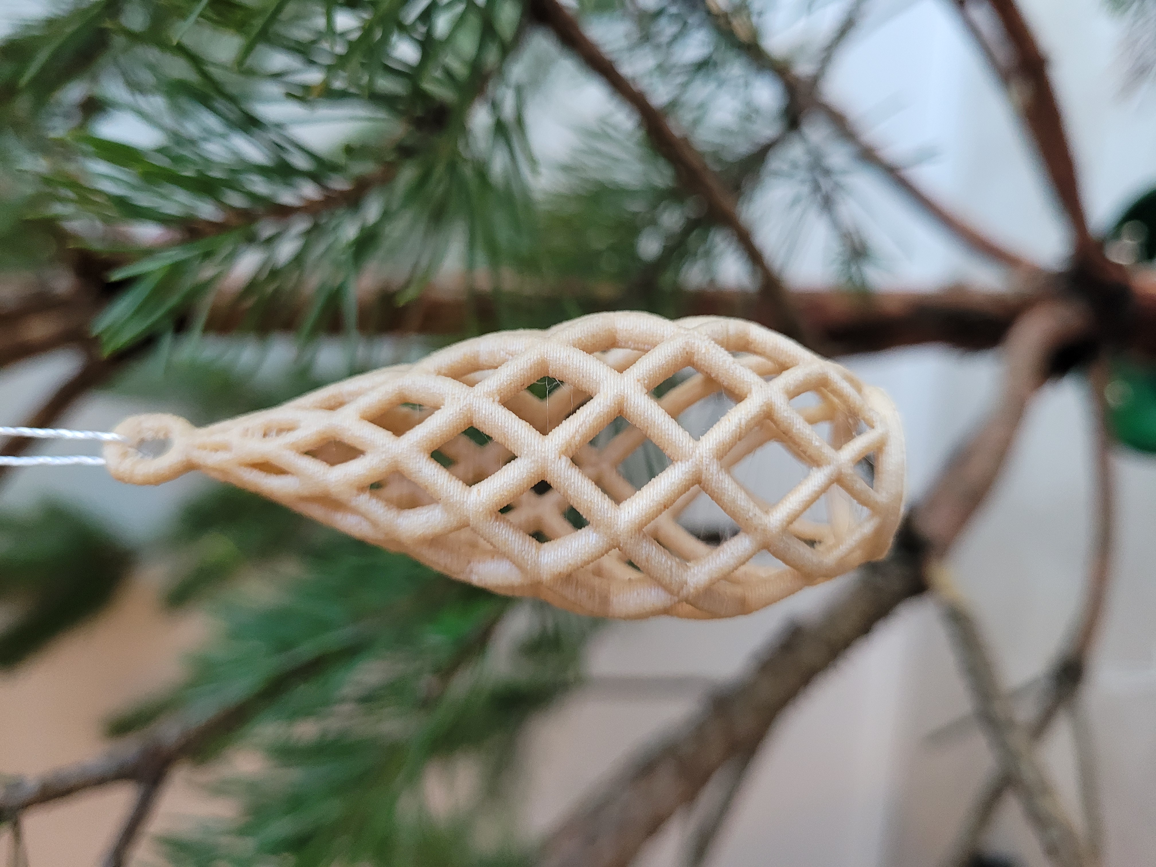 Christmas Tree Decoration (hollow ornament)