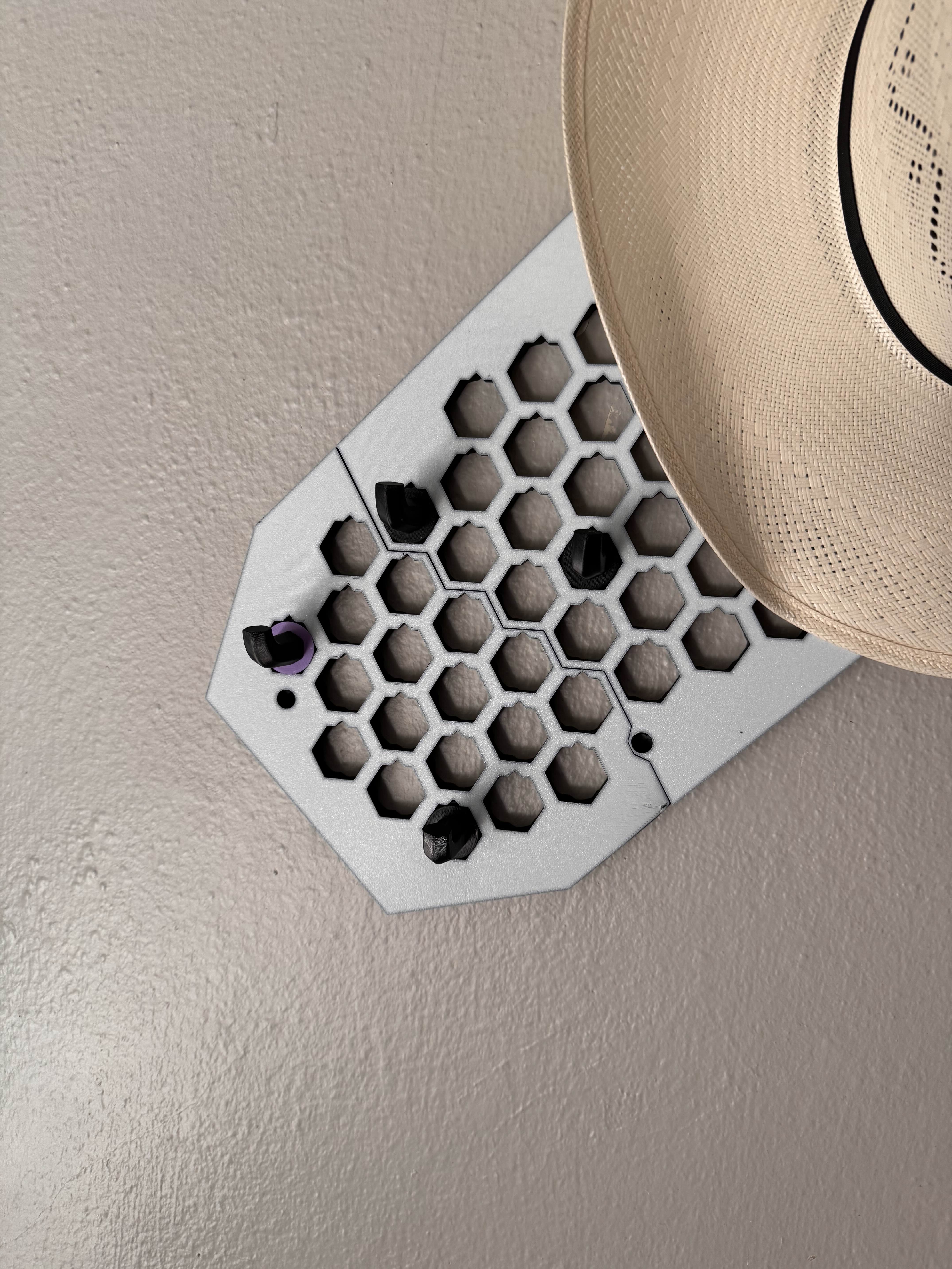Miniatura 3 do modelo 3D Honeycomb Modular Hat Rack