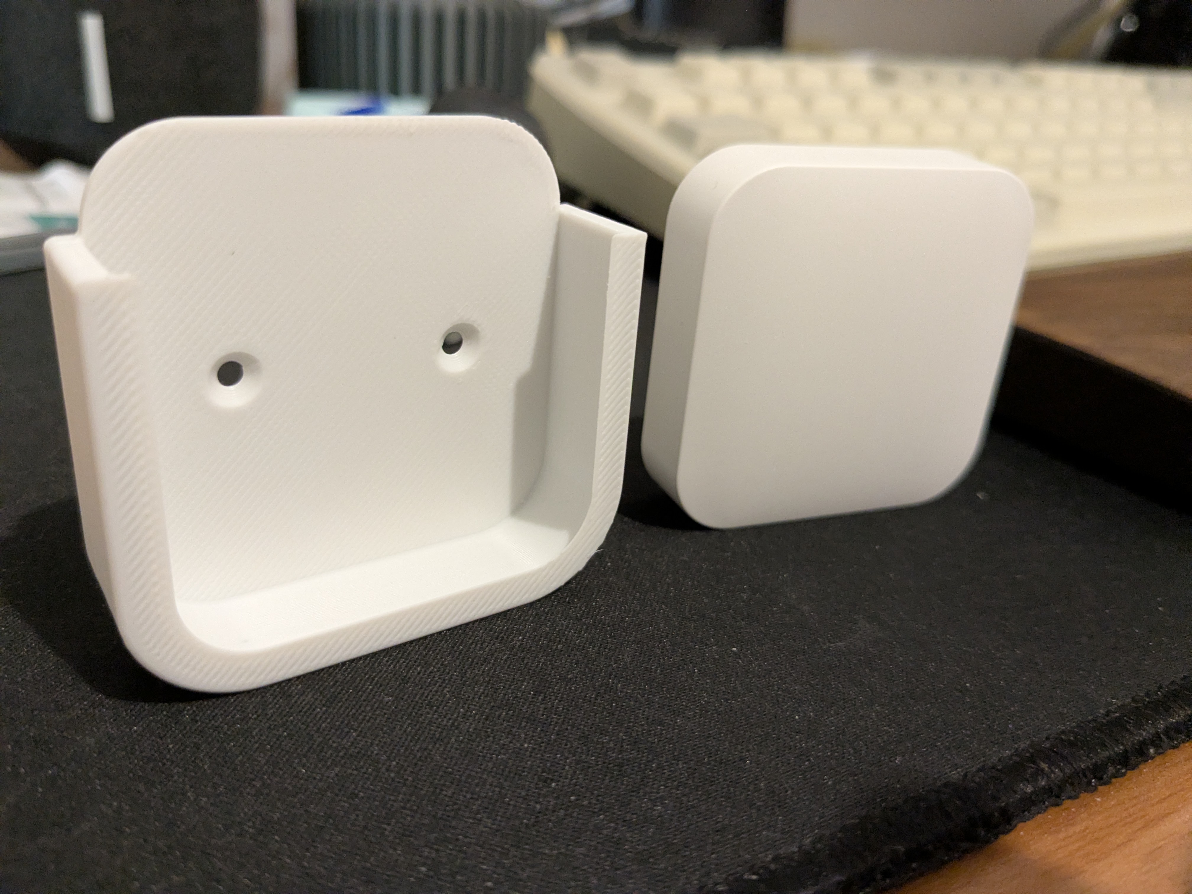Lincukoo Mini Switch/Button Holder (CZB01)