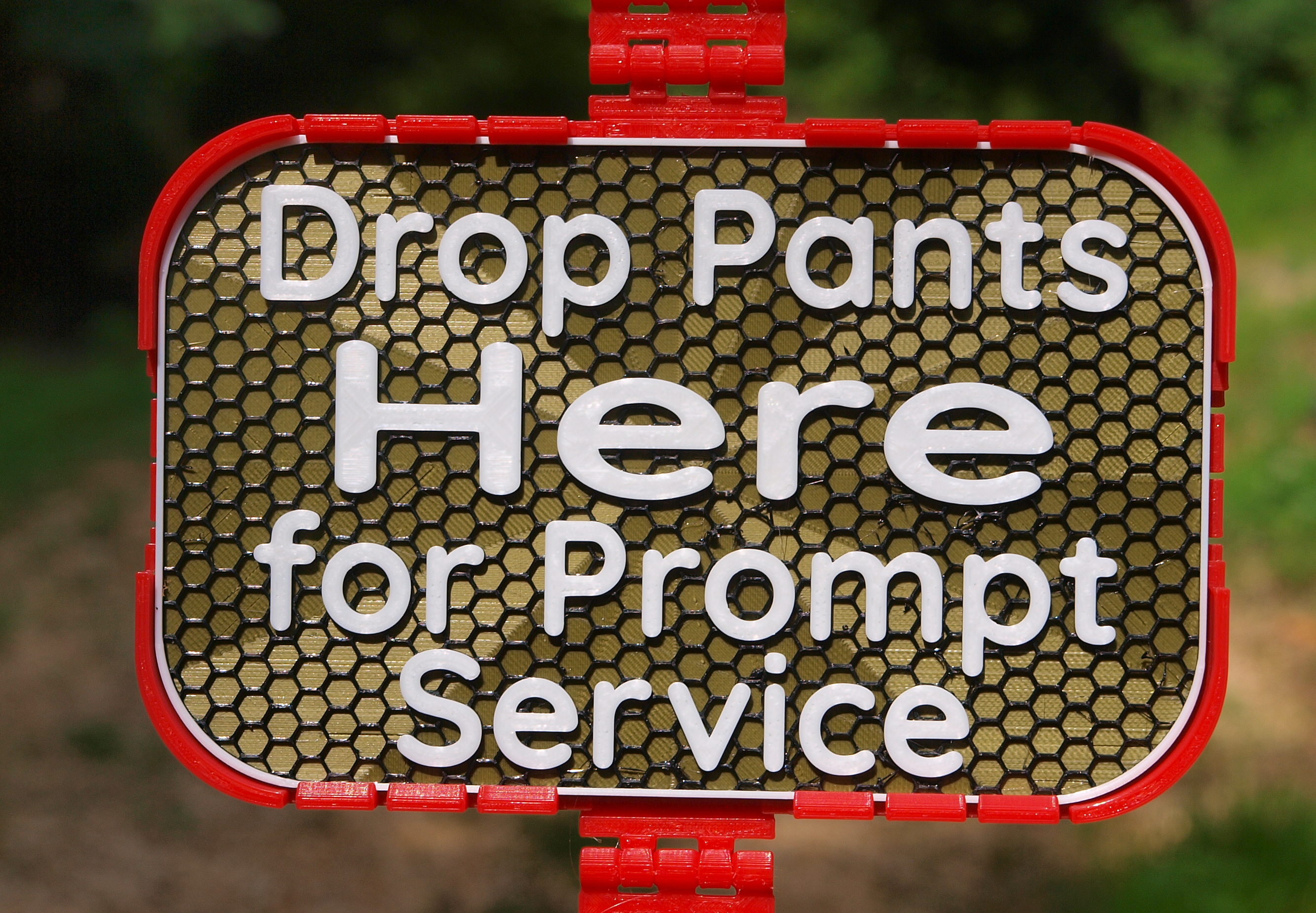 Drop Pants sign