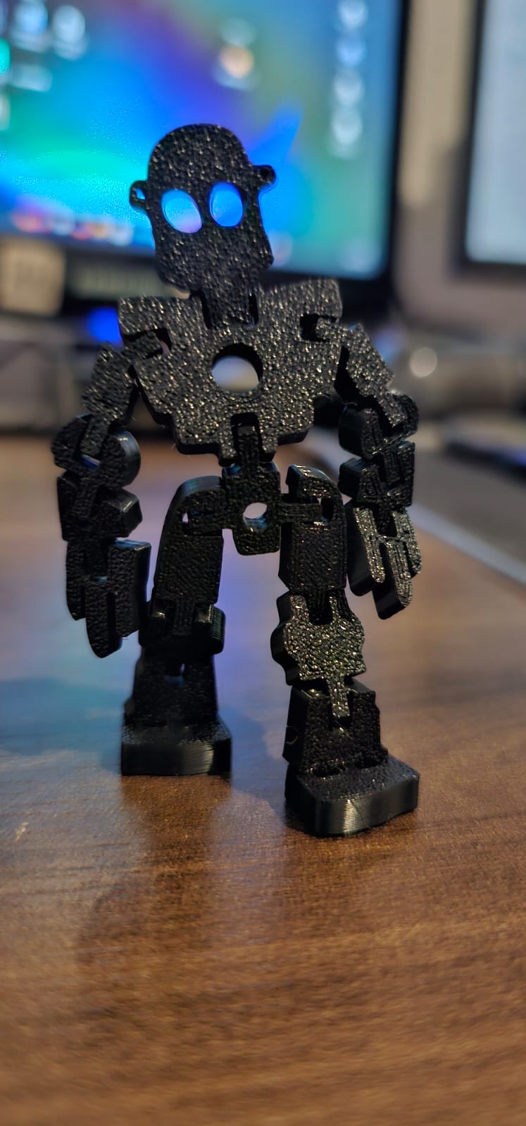 Articulated Robot  That Can Sit and Stand