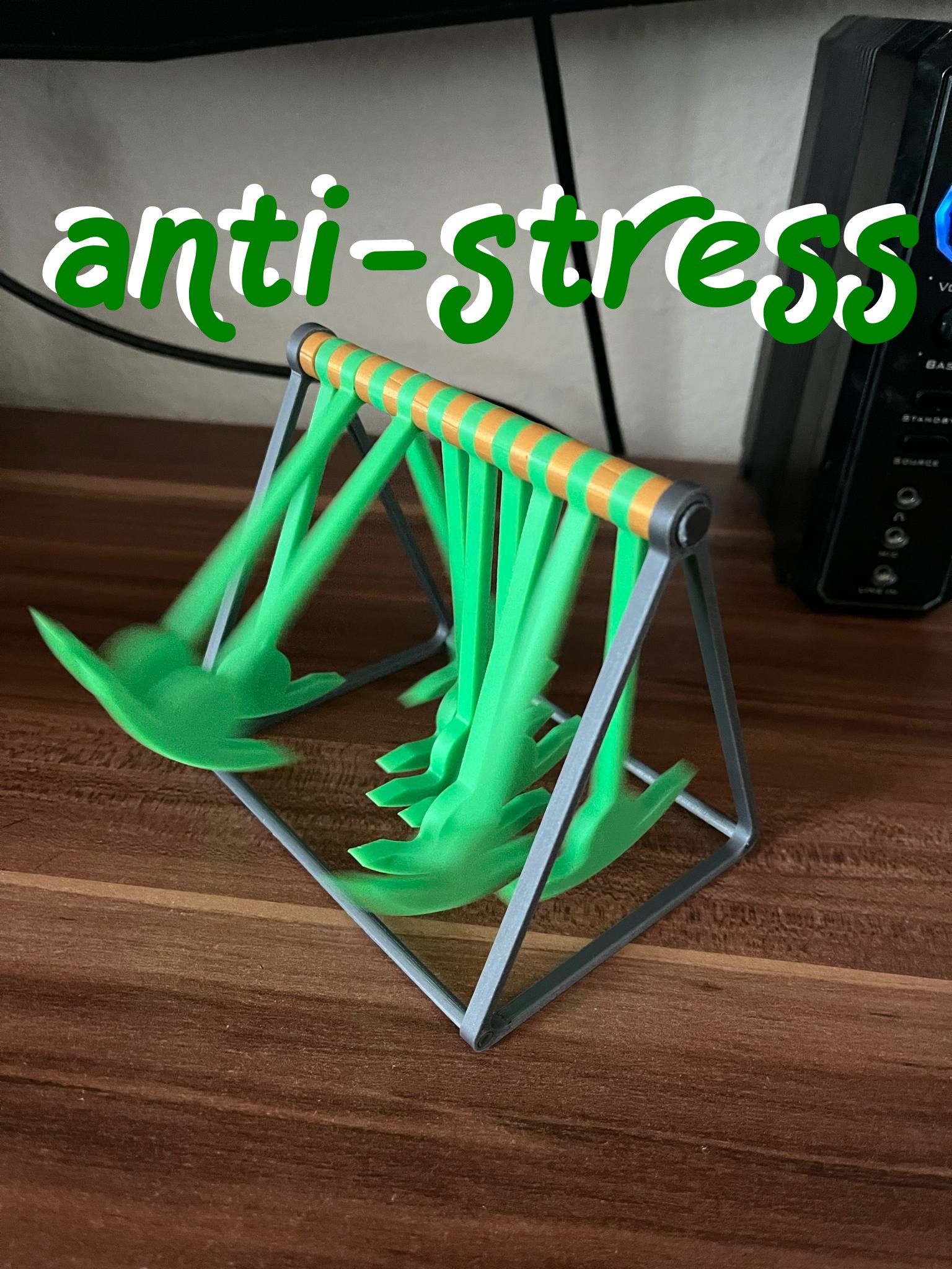 Newton's anti-stress pendulum