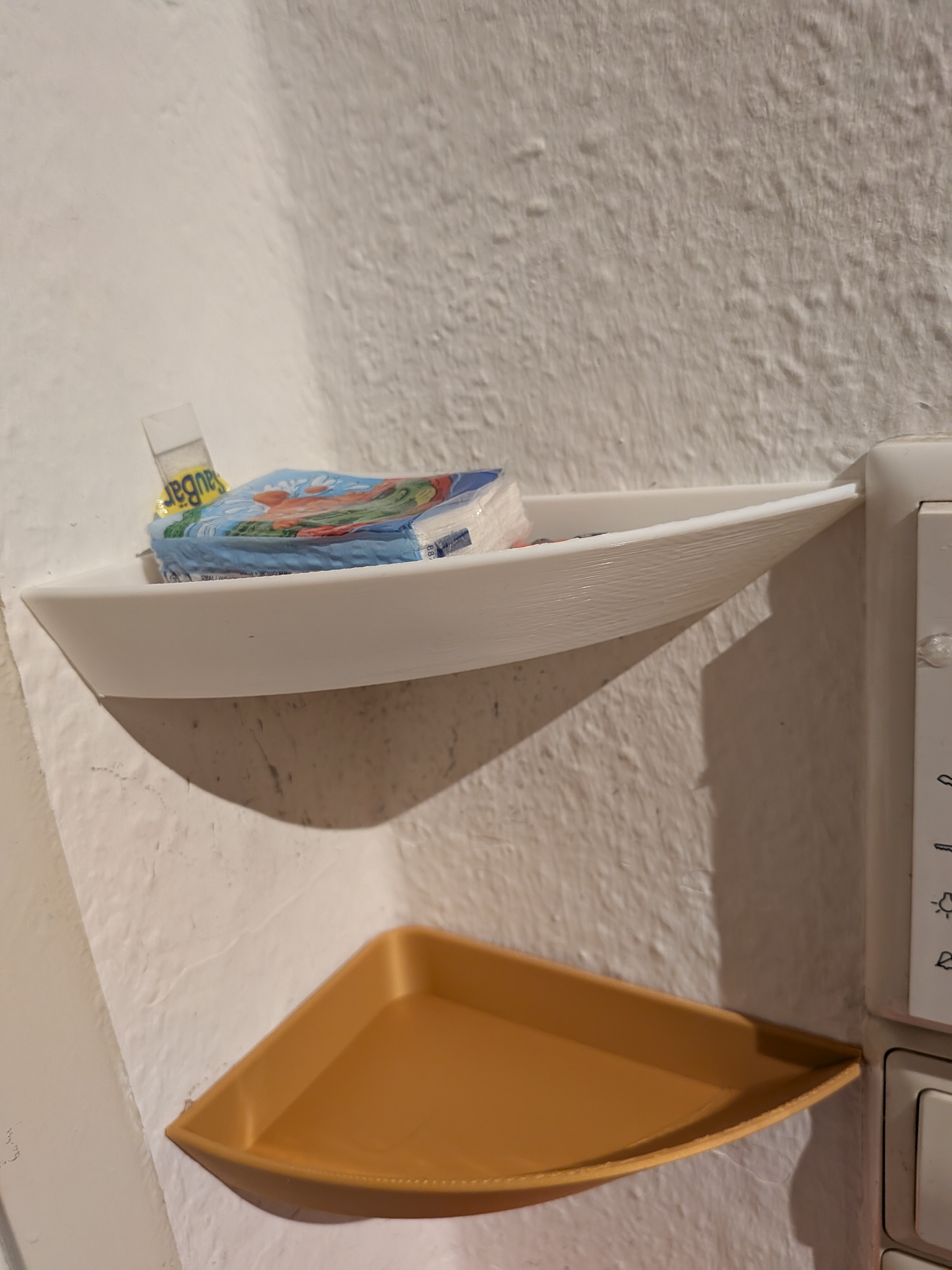 Wallmounted Catchall Bowl