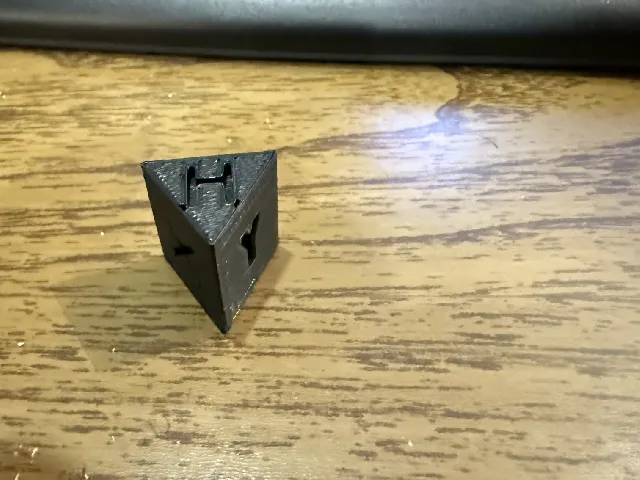 test cube for delta printers (a prism), H is the top