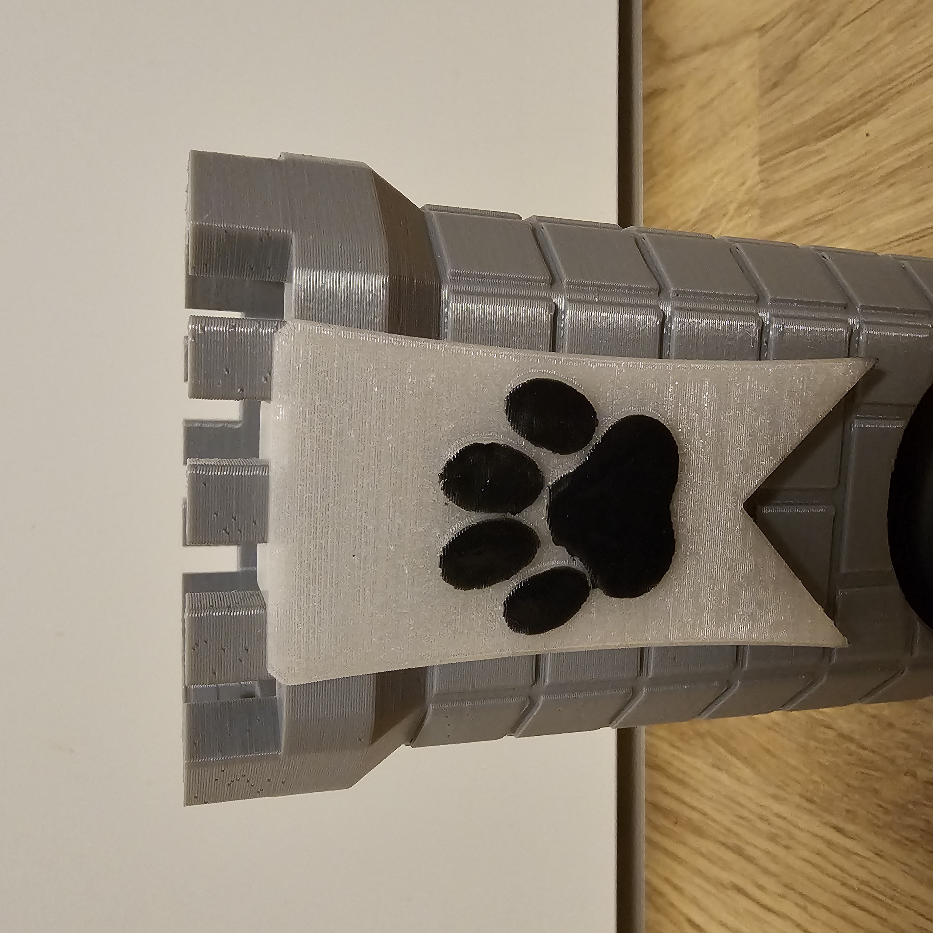 Paw Banner for Dice Tower w/swappable trays