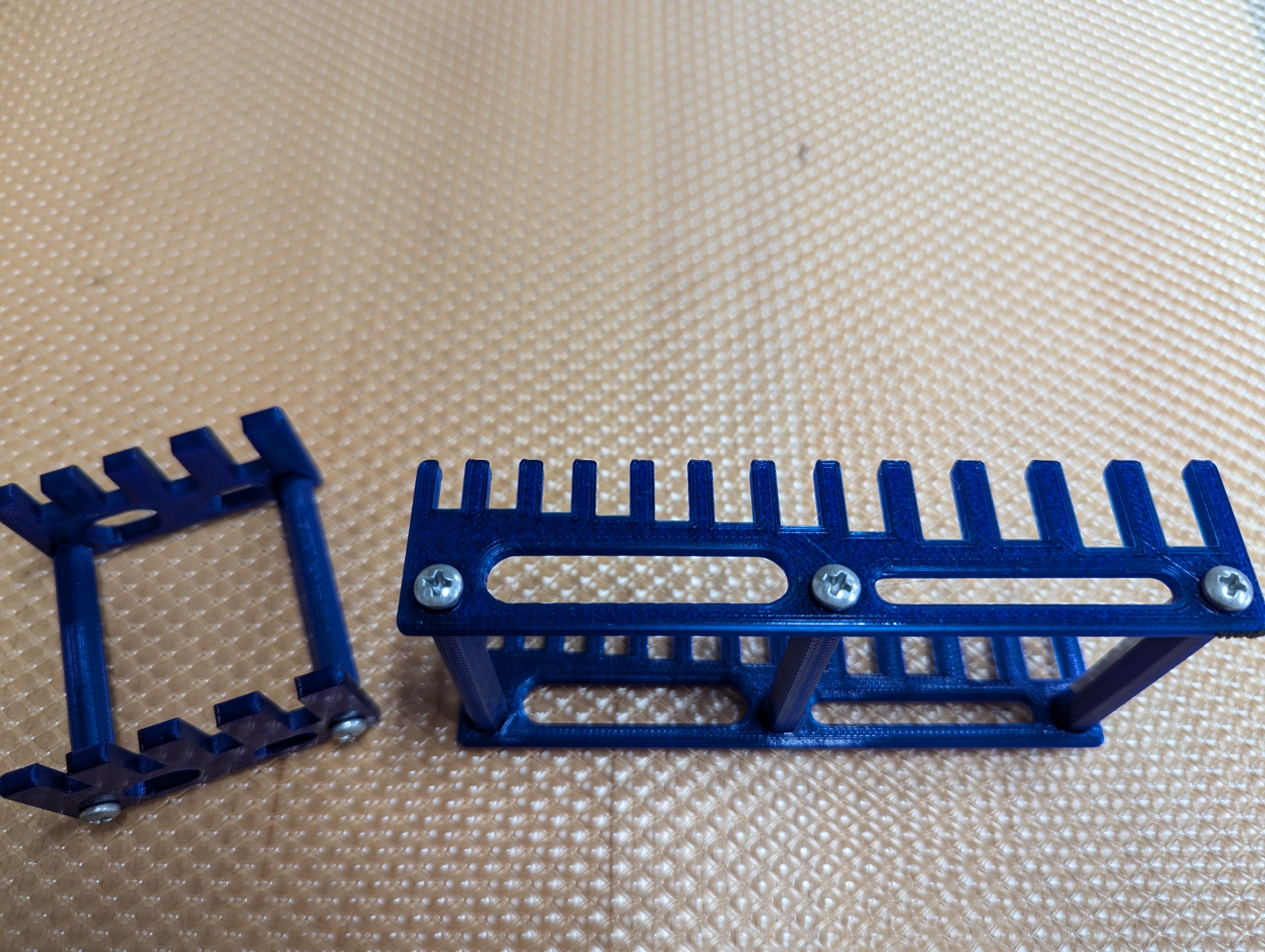 Miniatura 2 do modelo 3D Wrench Holder (parametric)