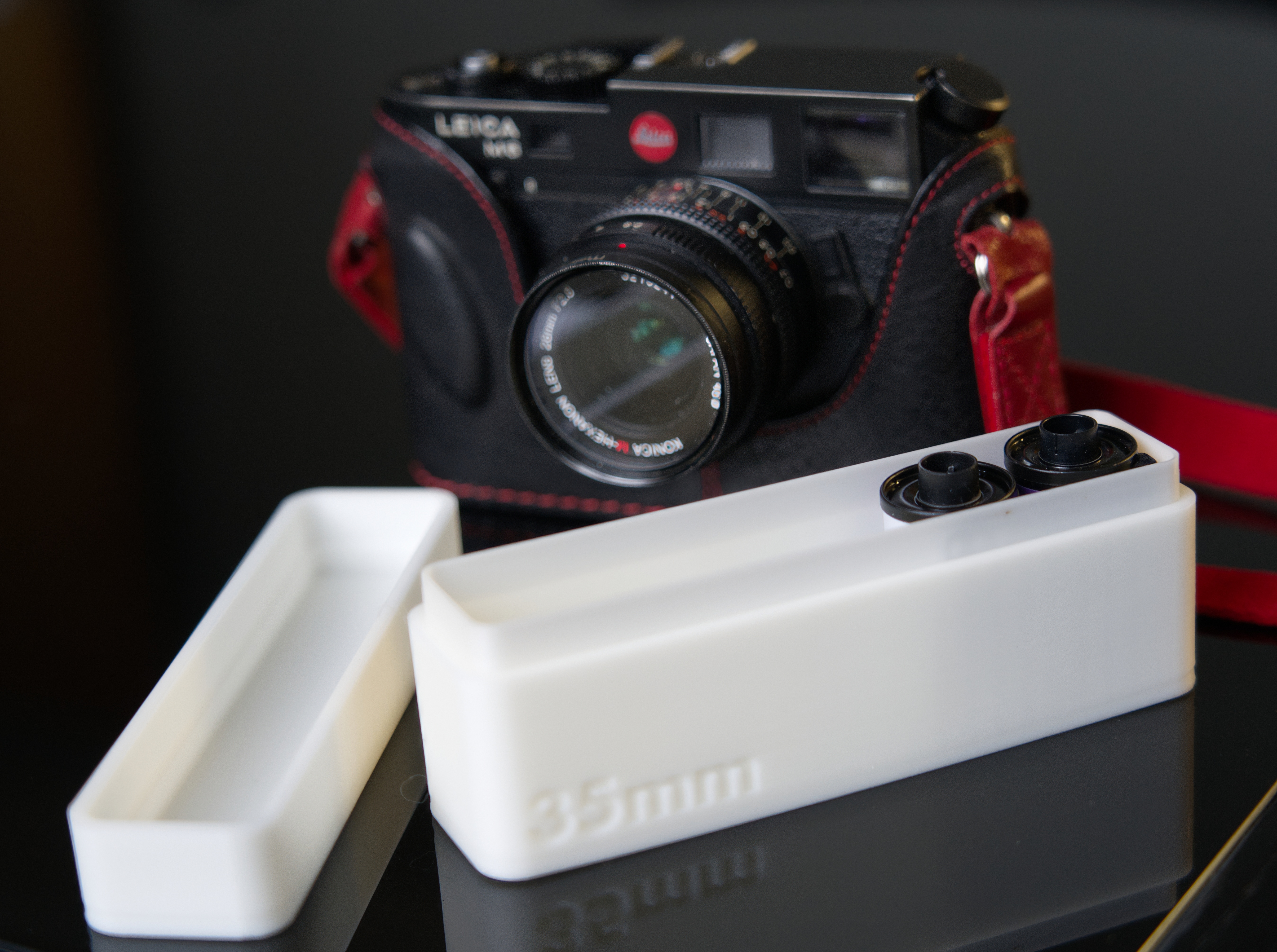 35mm film case