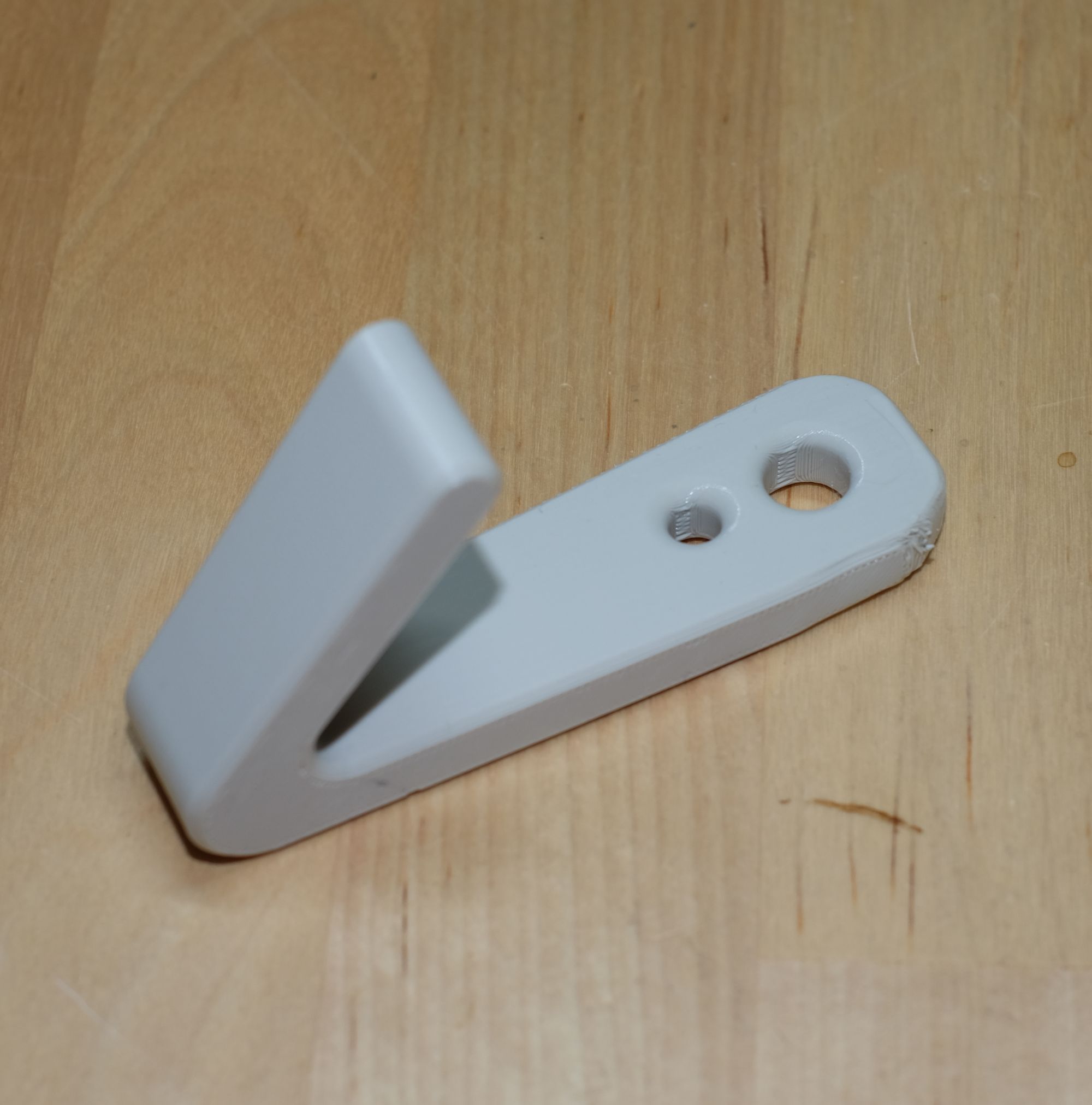 Simple easy to print Hook - with holes (attatch ropes and pulleys)