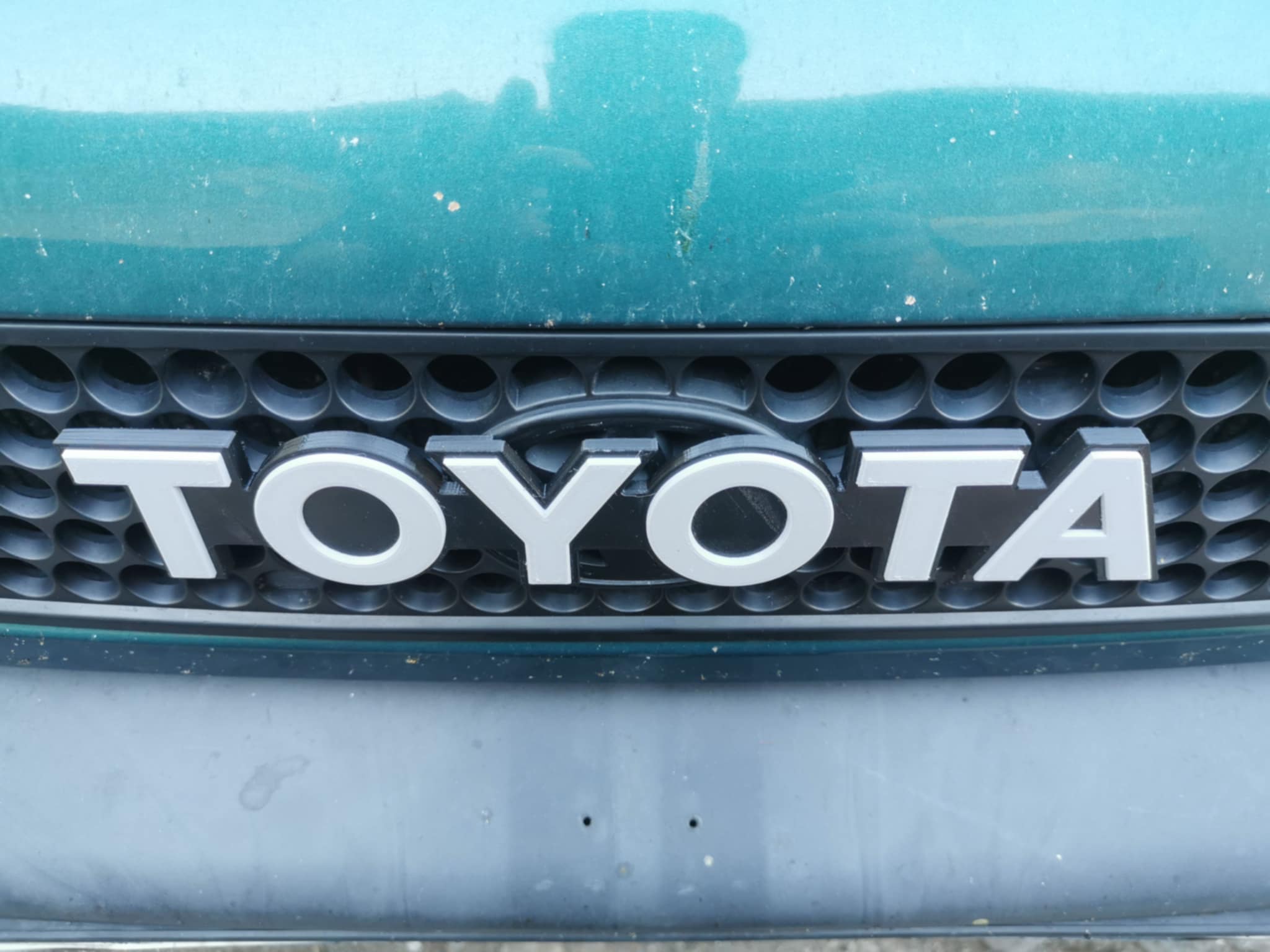 Toyota rav4 mk1 Grille logo