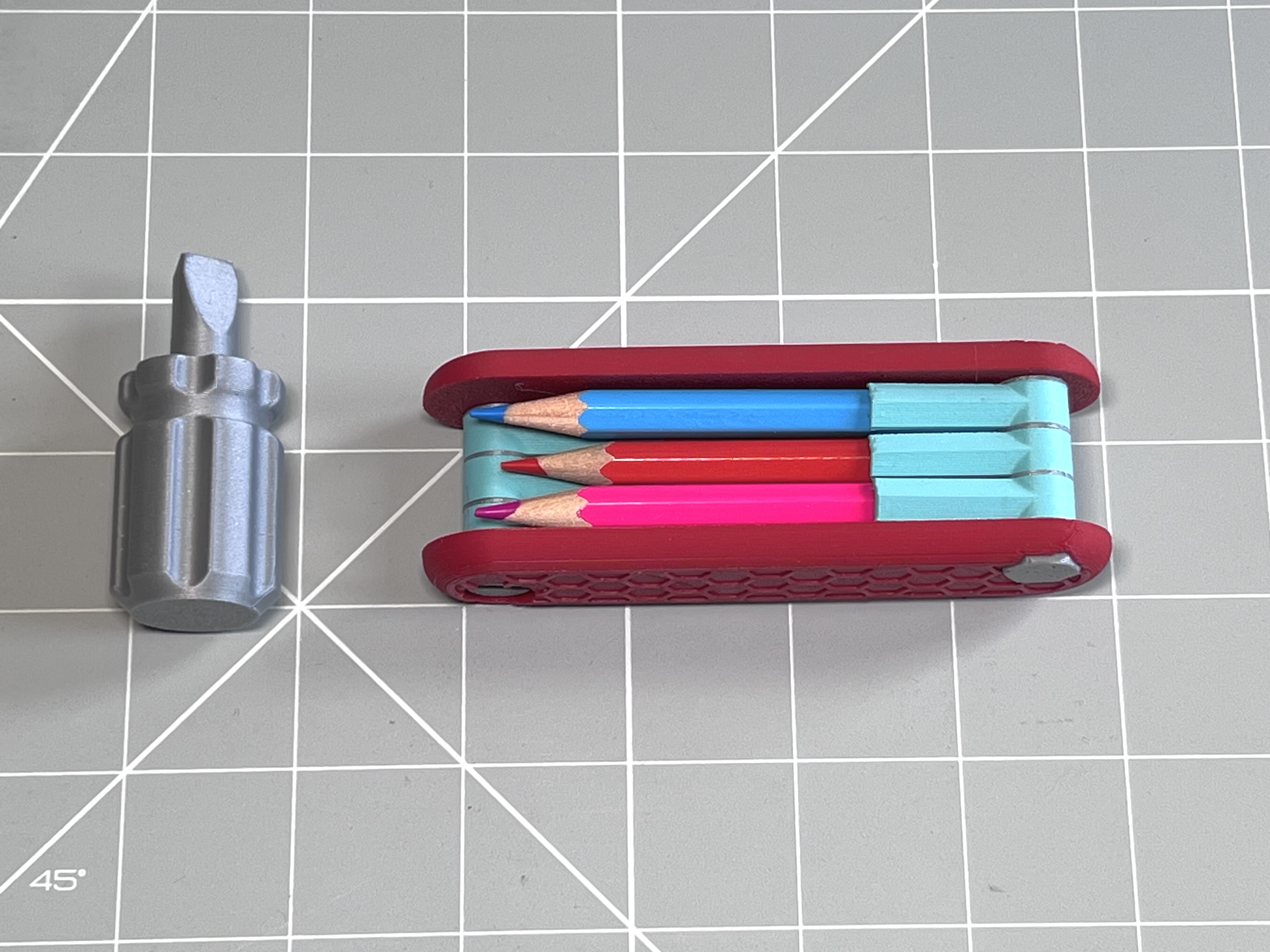 Miniatura 2 do modelo 3D Pencil Multitool