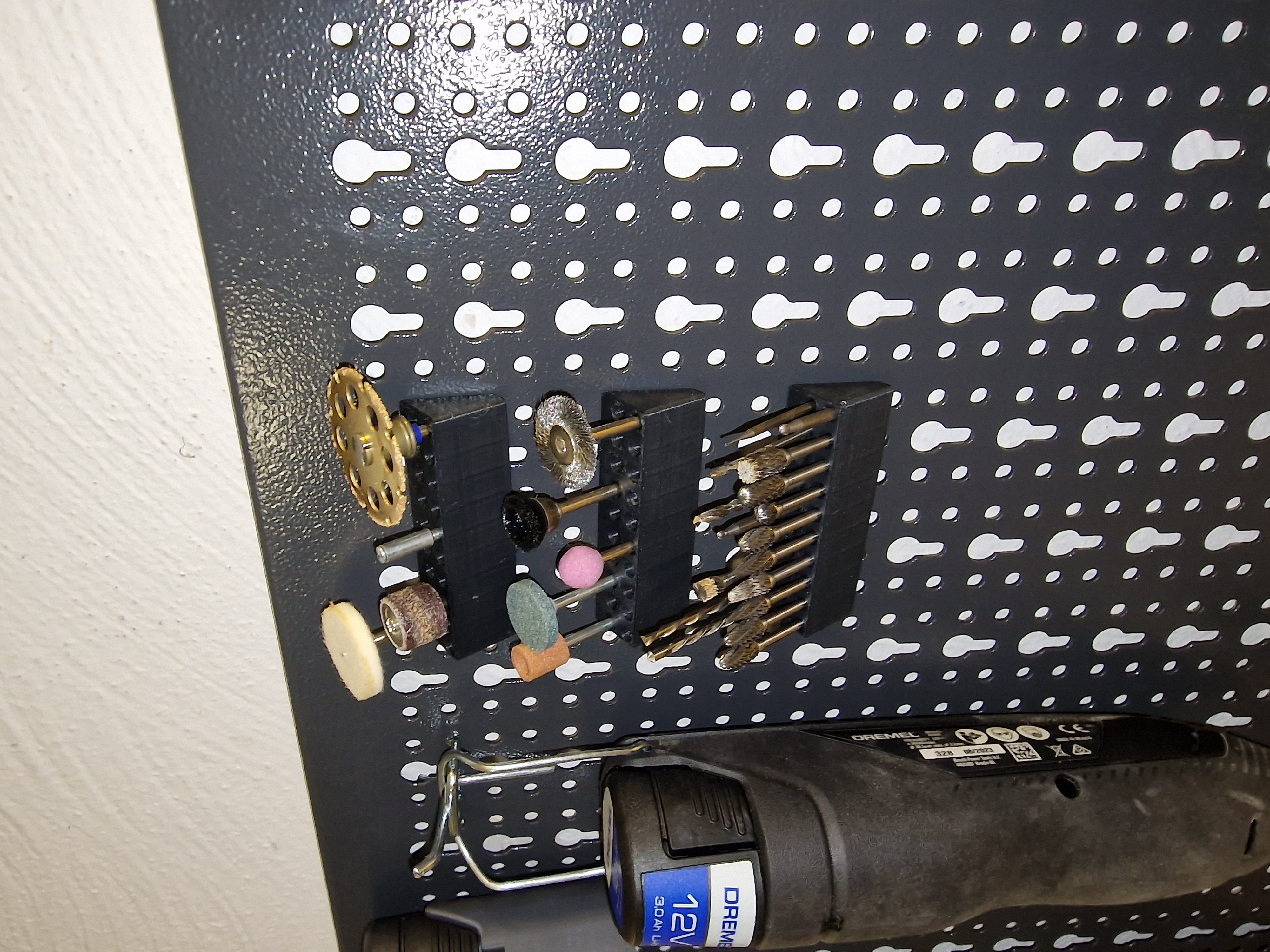 Küpper Pegboard Dremel Bit Holder