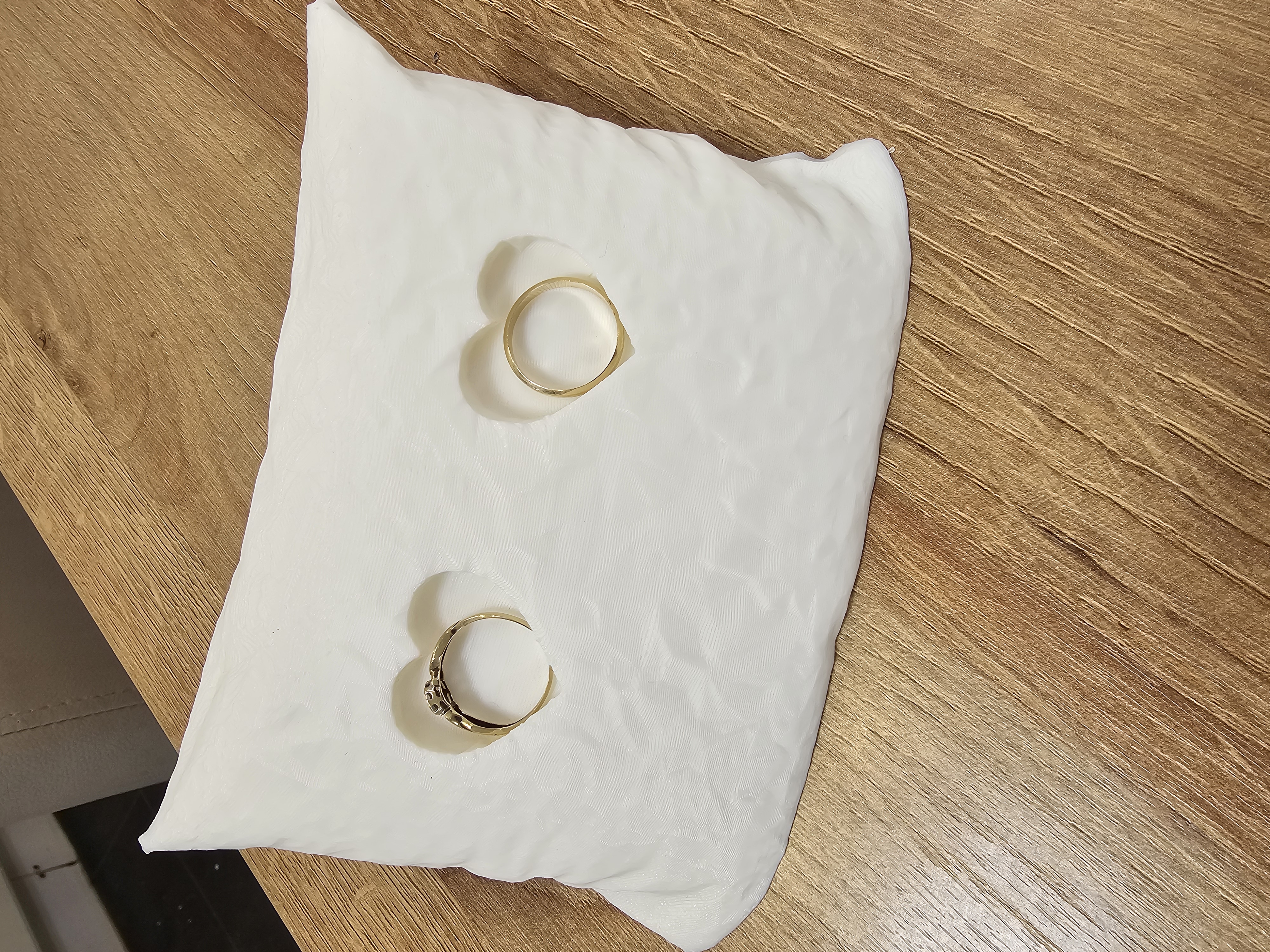 Ring cushion