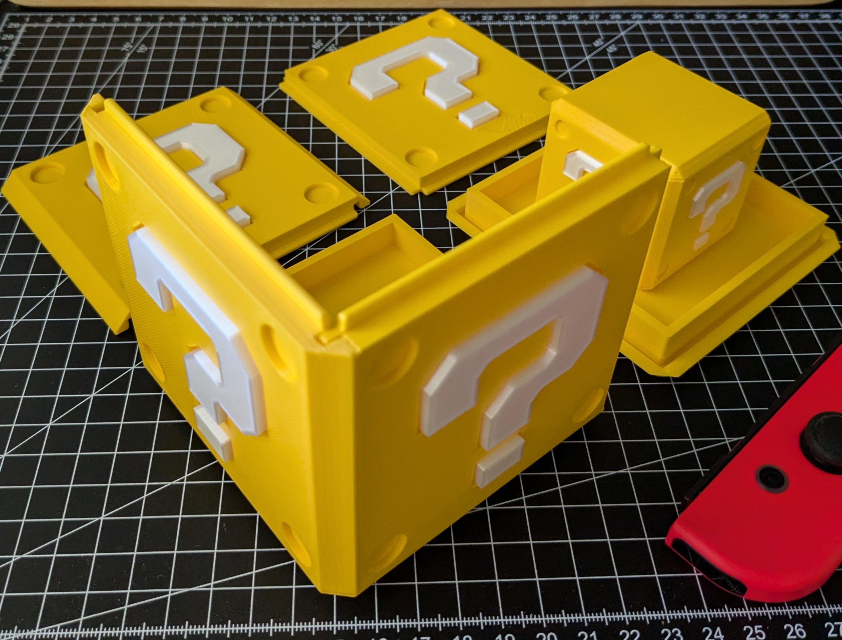 Miniatura 3 do modelo 3D Mario Question Mark Block
