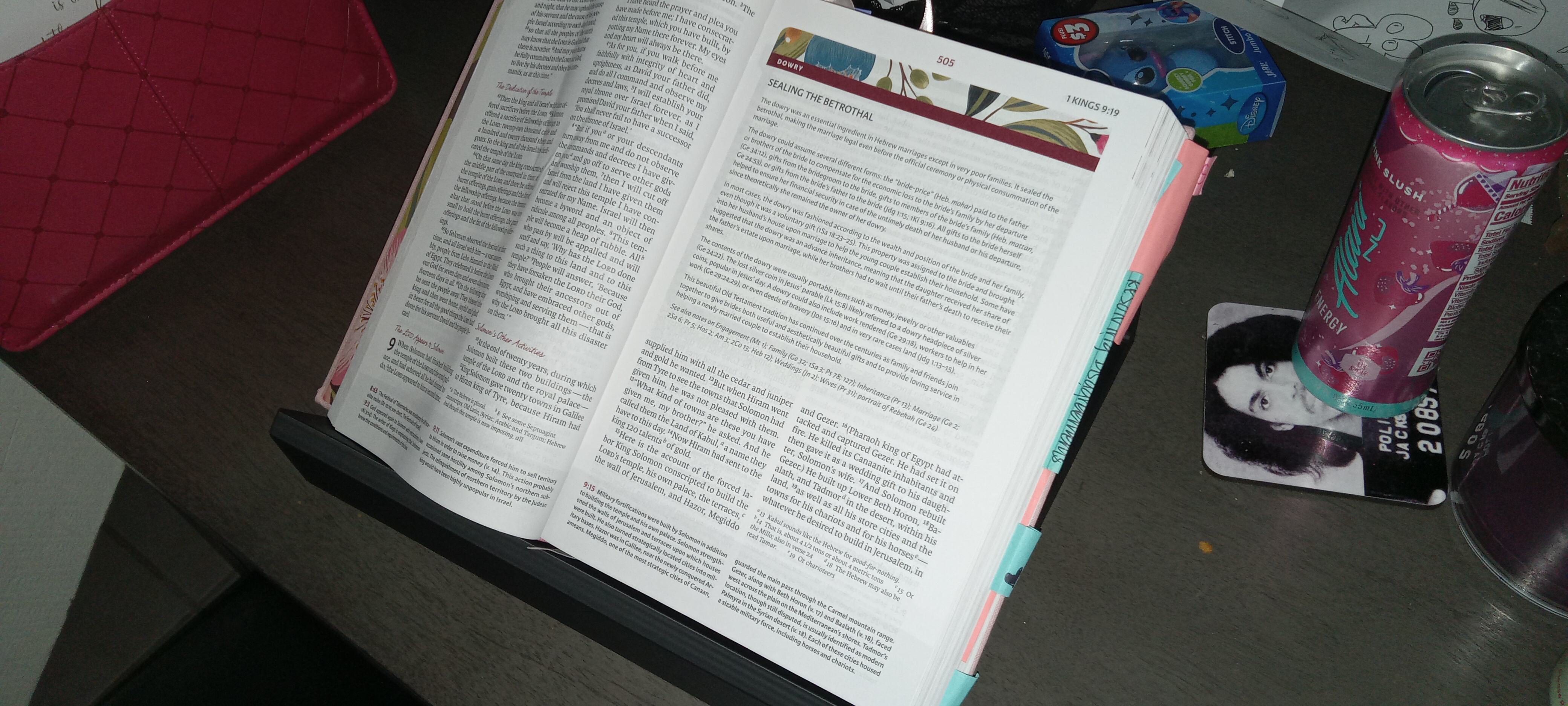 Open Bookstand
