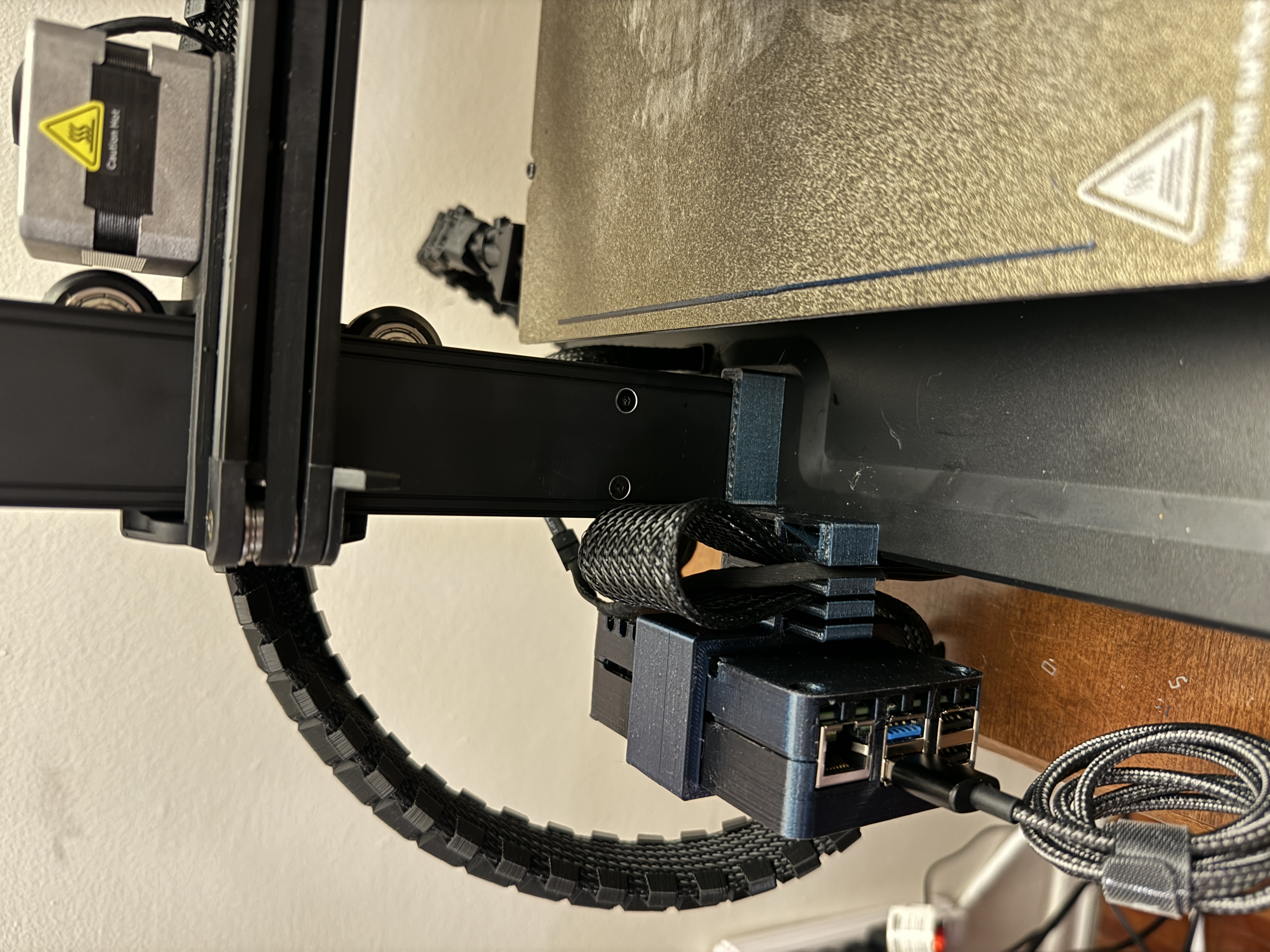 Ender 3 V3 SE Extended Cable Clip (for RasPi Bracket)
