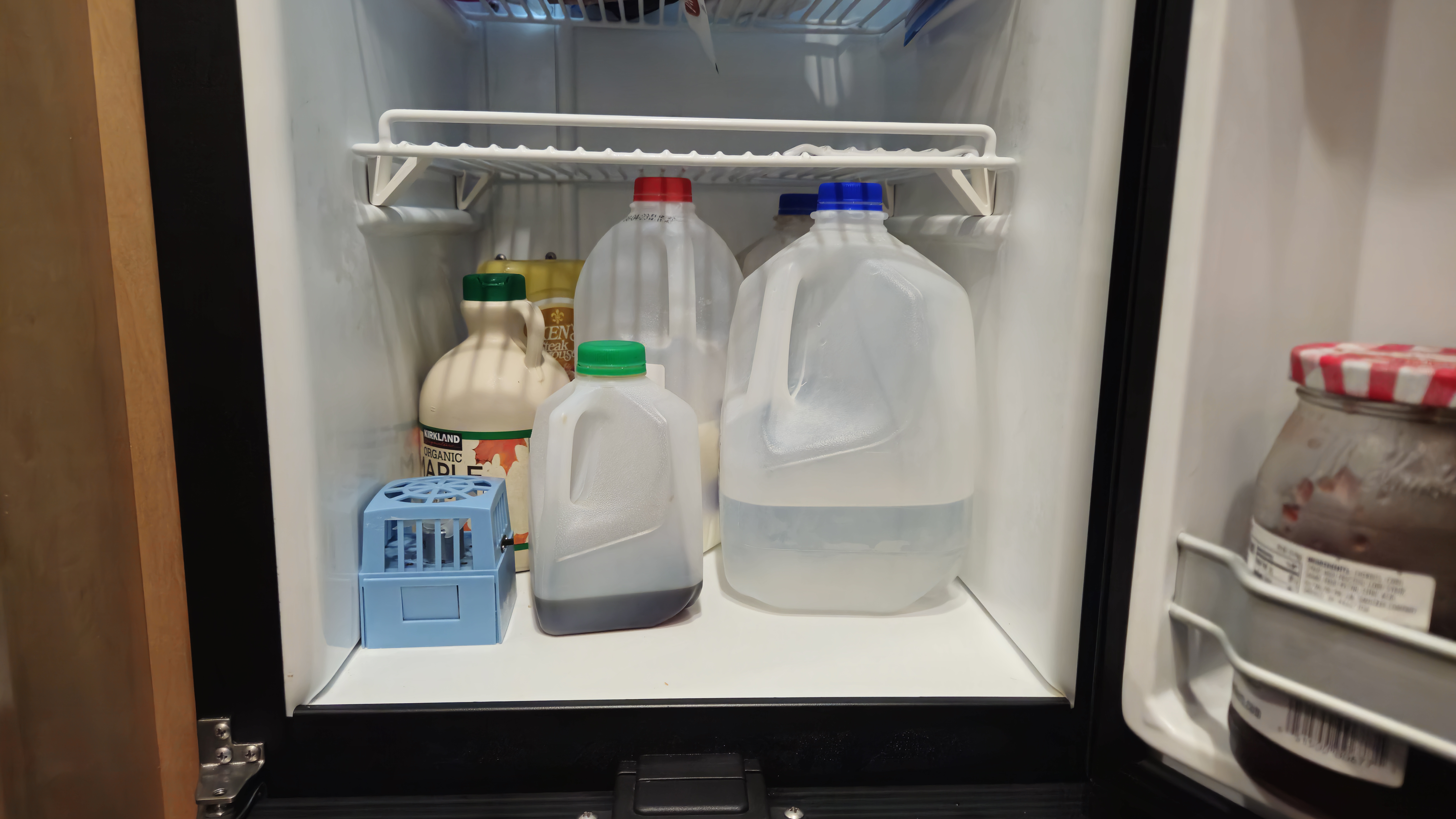 Nova Kool Fridge Shelf Riser (RFU7300D DC)