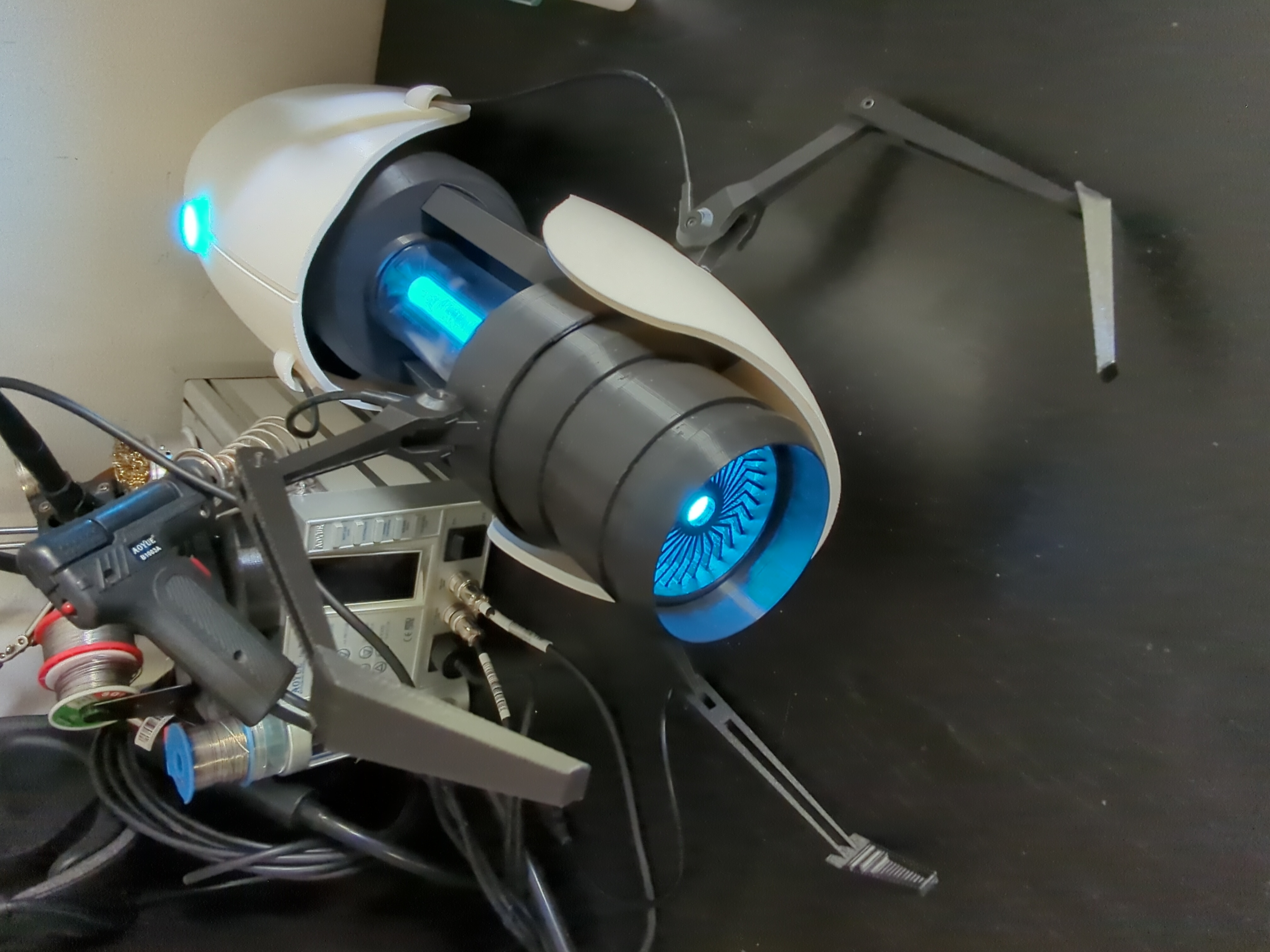 Portal Gun V2 With Sound