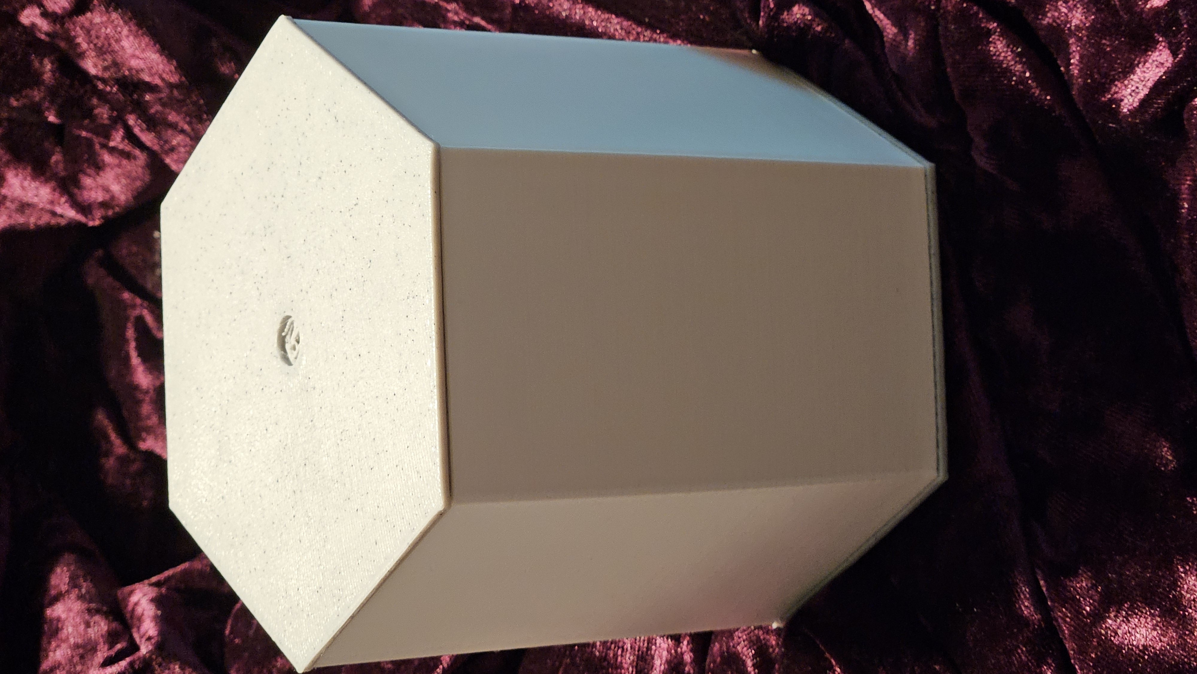 Hexagon Tilt Lamp