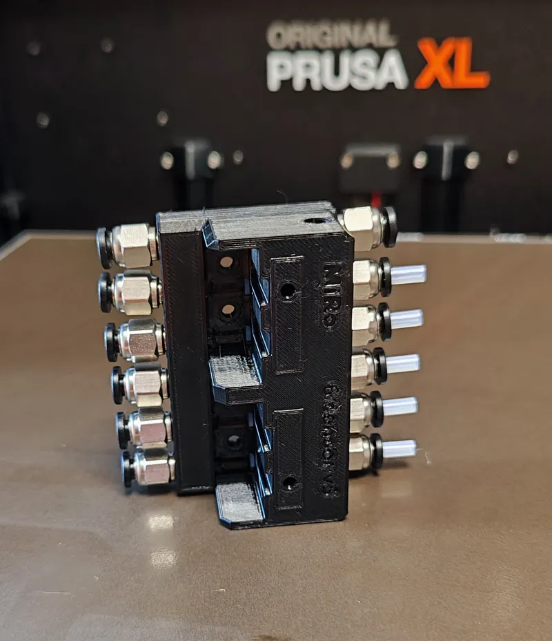 XL Filament sensor blok x6 with PC4-M6 von michaljanowski1978@gmail.com ...